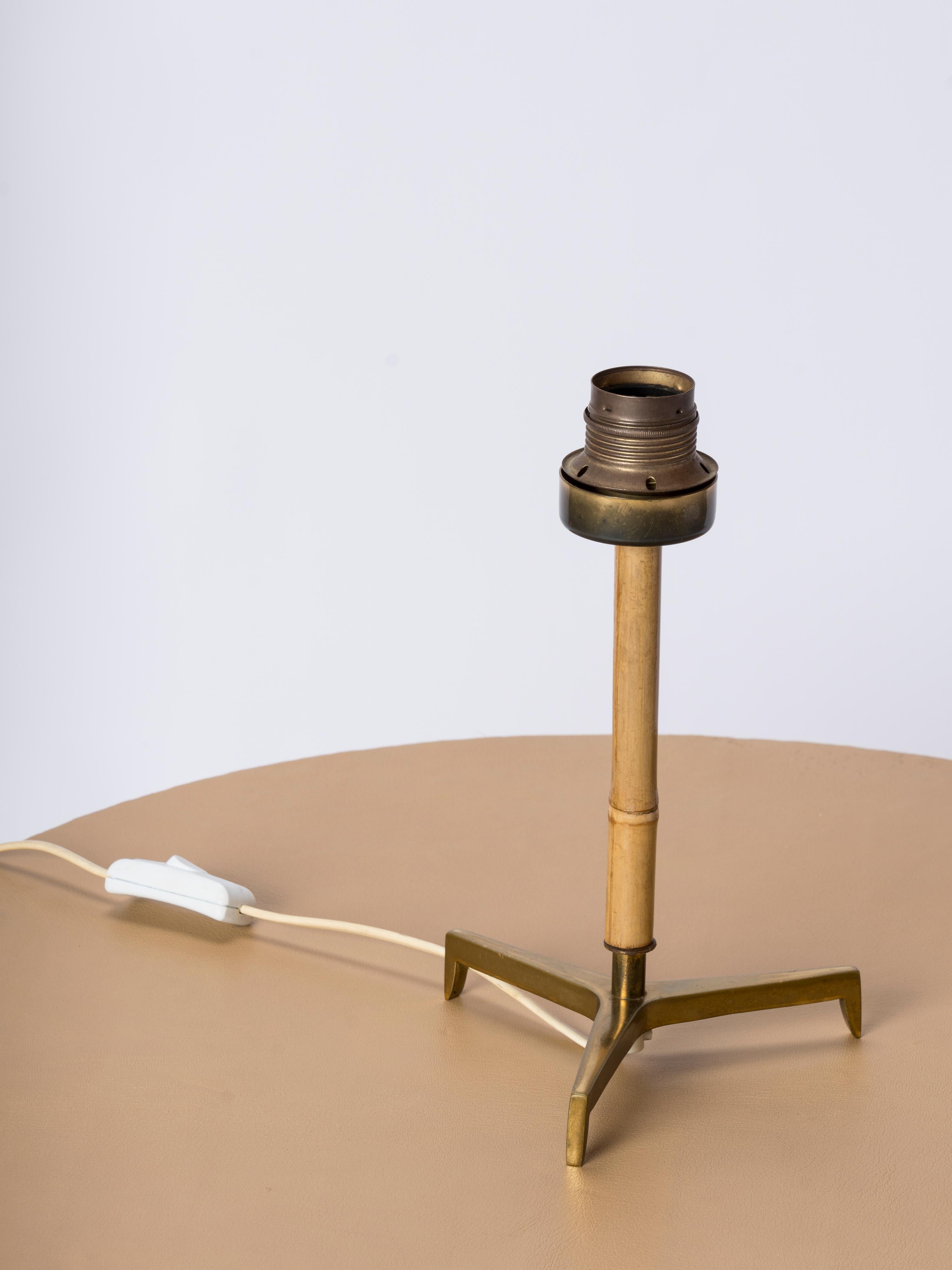 Mid-20th Century Petite Bronze & Bamboo Scandinavian Table Lamp - Scandinavia 1960's For Sale
