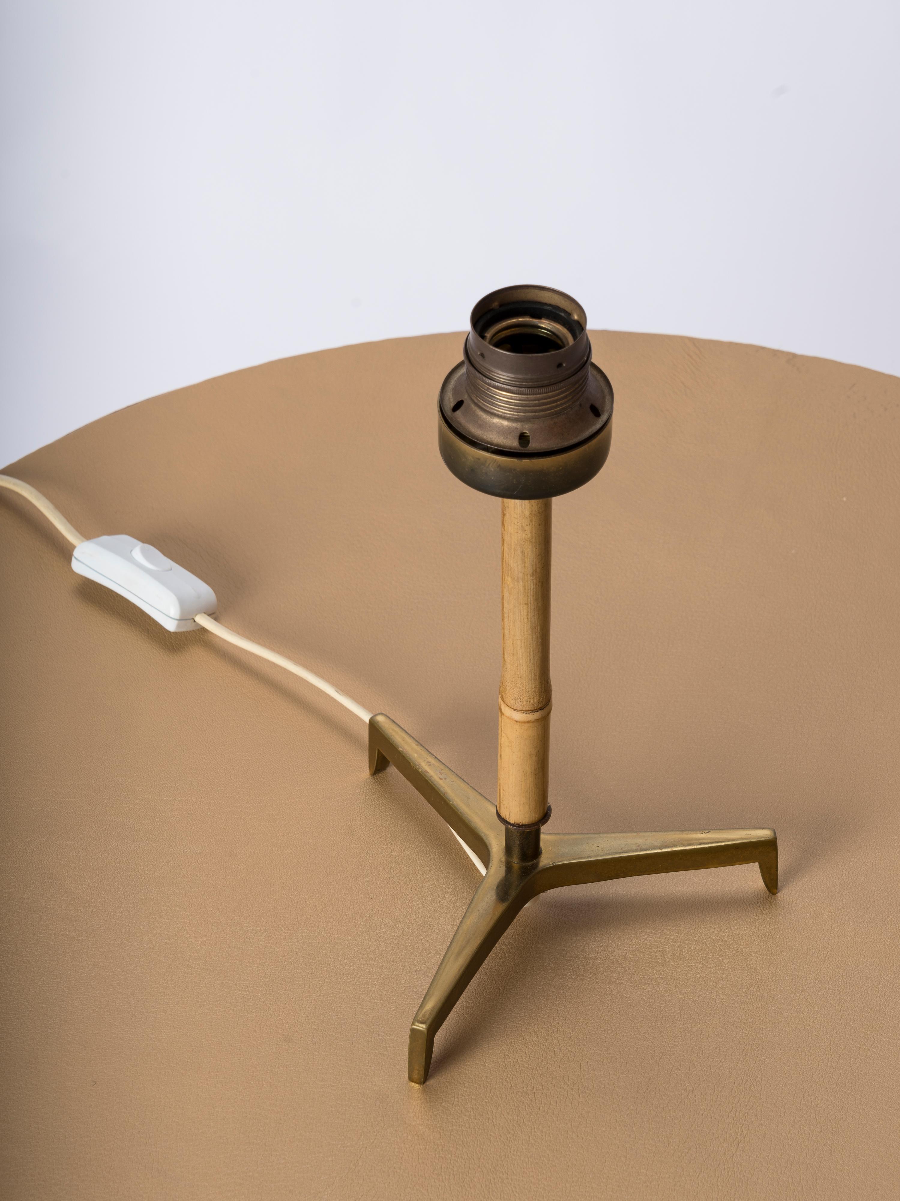 Petite Bronze & Bamboo Scandinavian Table Lamp - Scandinavia 1960's For Sale 1