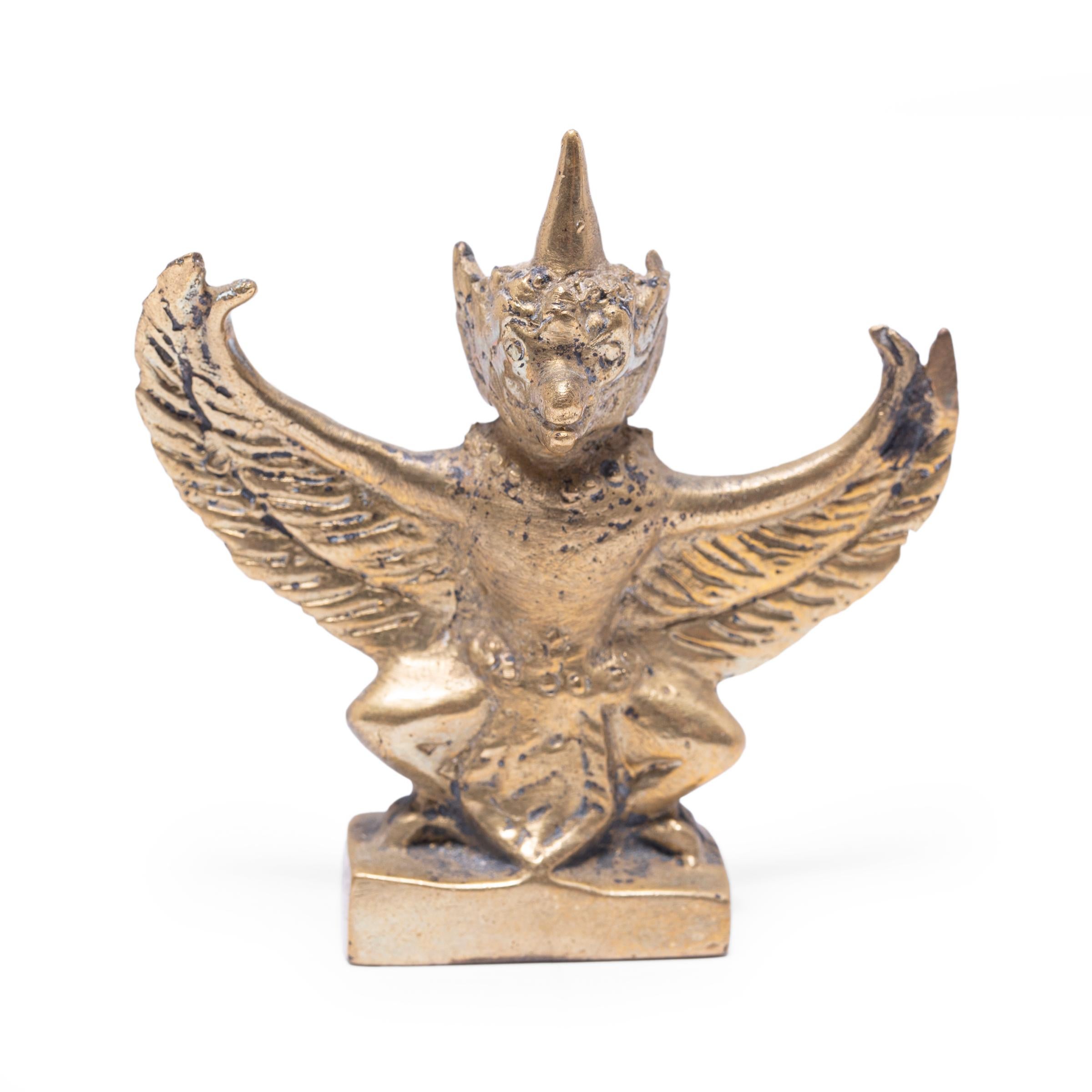Moulage Petite figurine de Garuda en bronze en vente