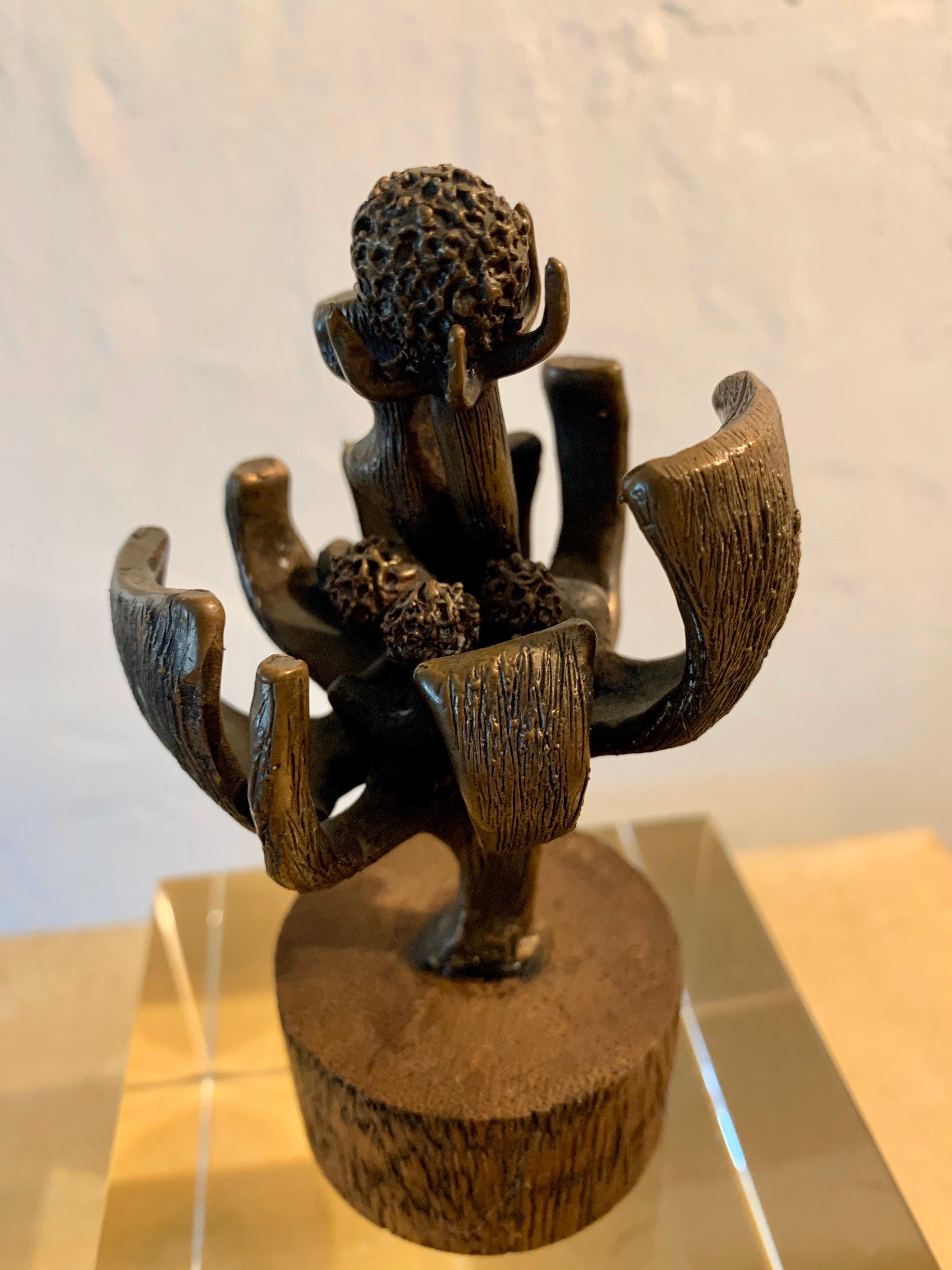 Petite Bronze Organic Floral Sculpture In Good Condition In East Hampton, NY