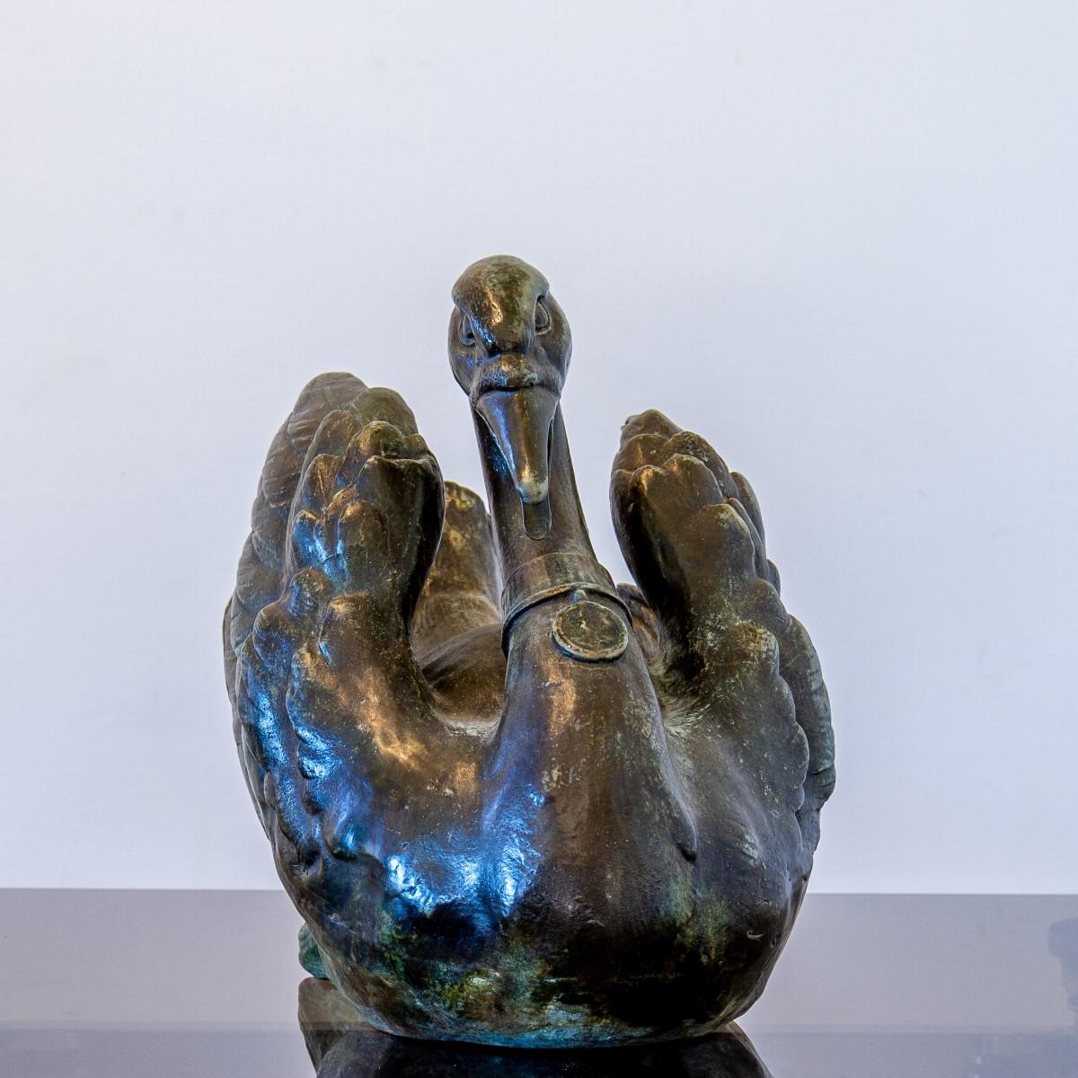 Petite Bronze Swan Fountain 4