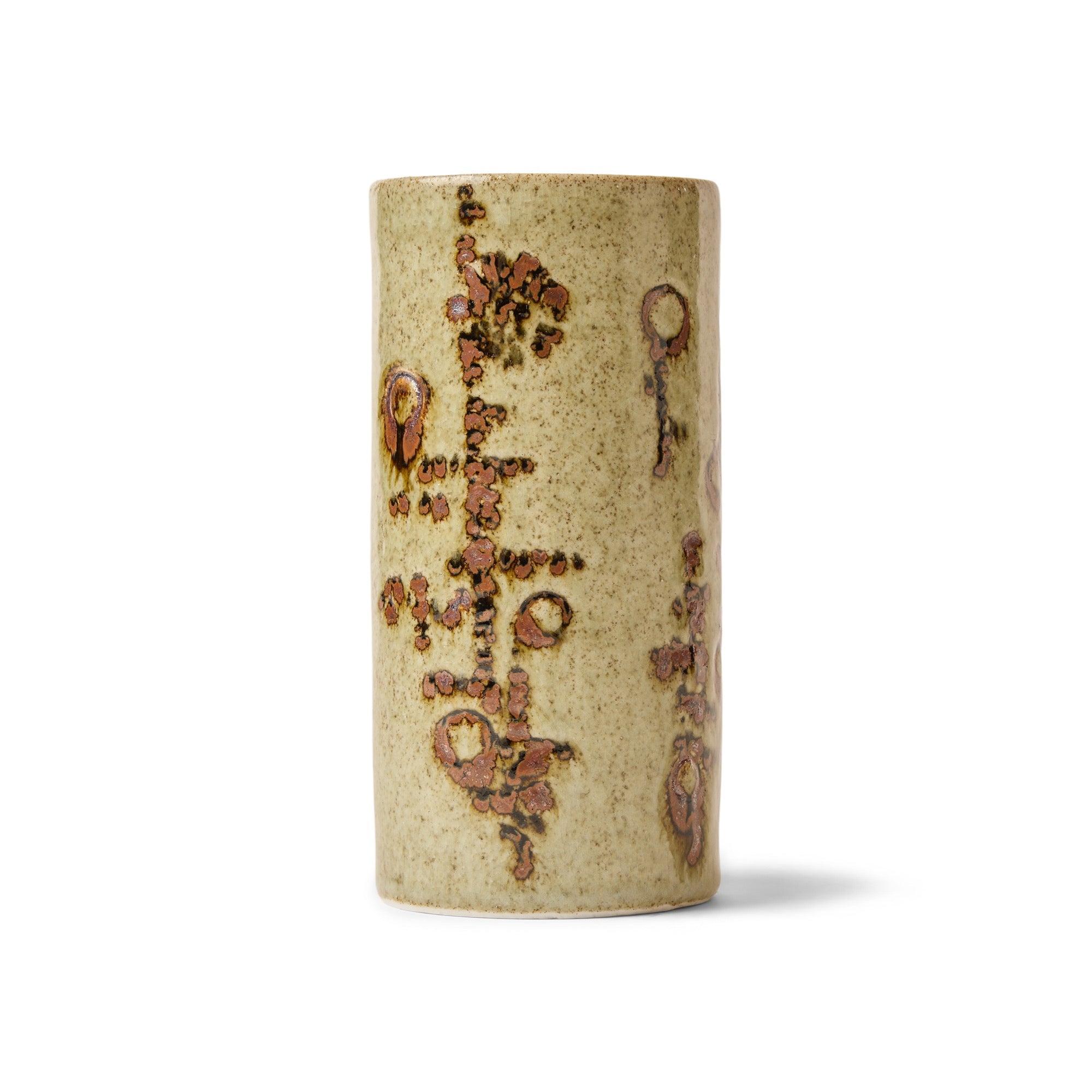 Vaso in ceramica beige con smalto ceramico color terra?