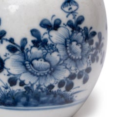 Kleines chinesisches blau-weißes Gefäß, um 1920