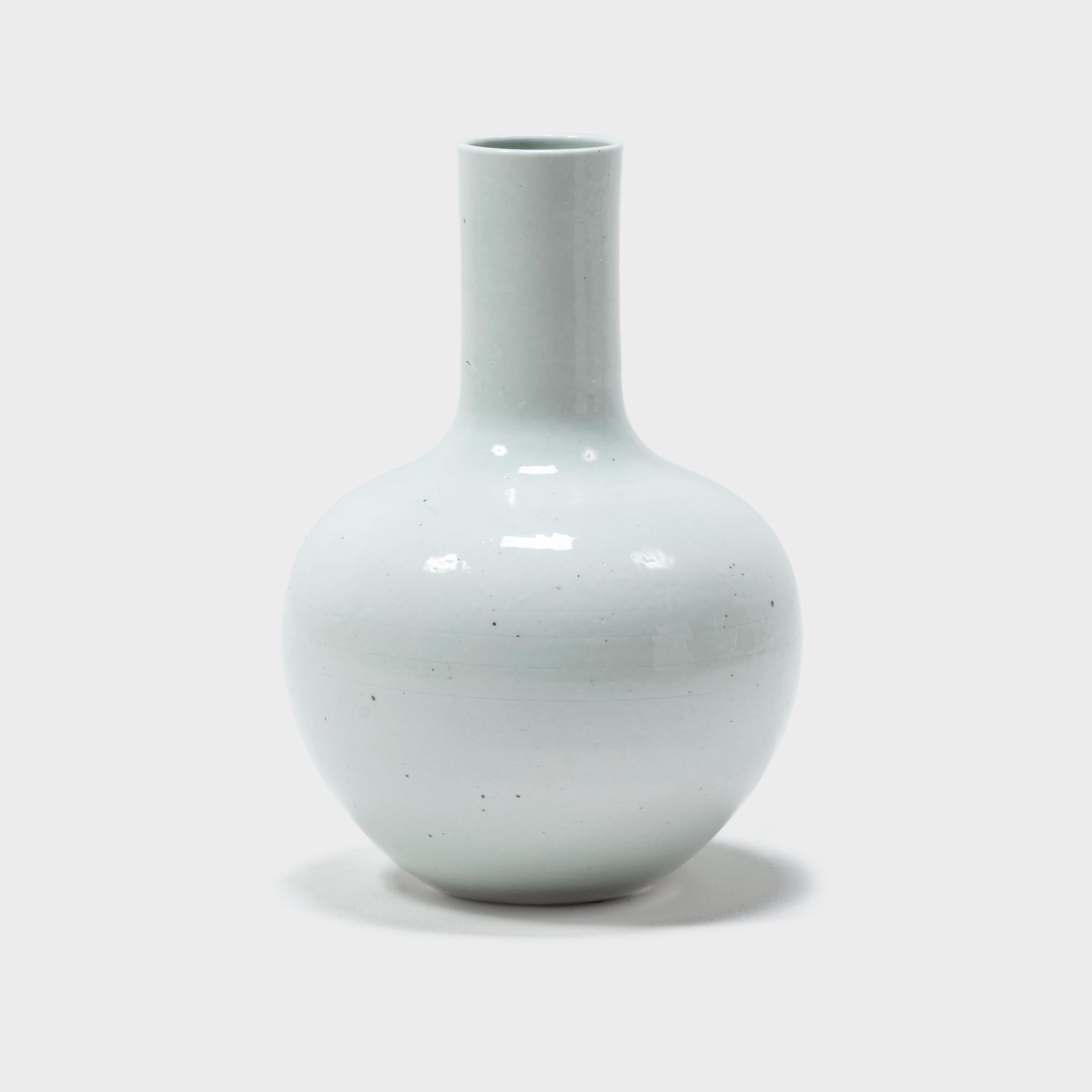 Glazed Petite Chinese Cloud Gooseneck Vase