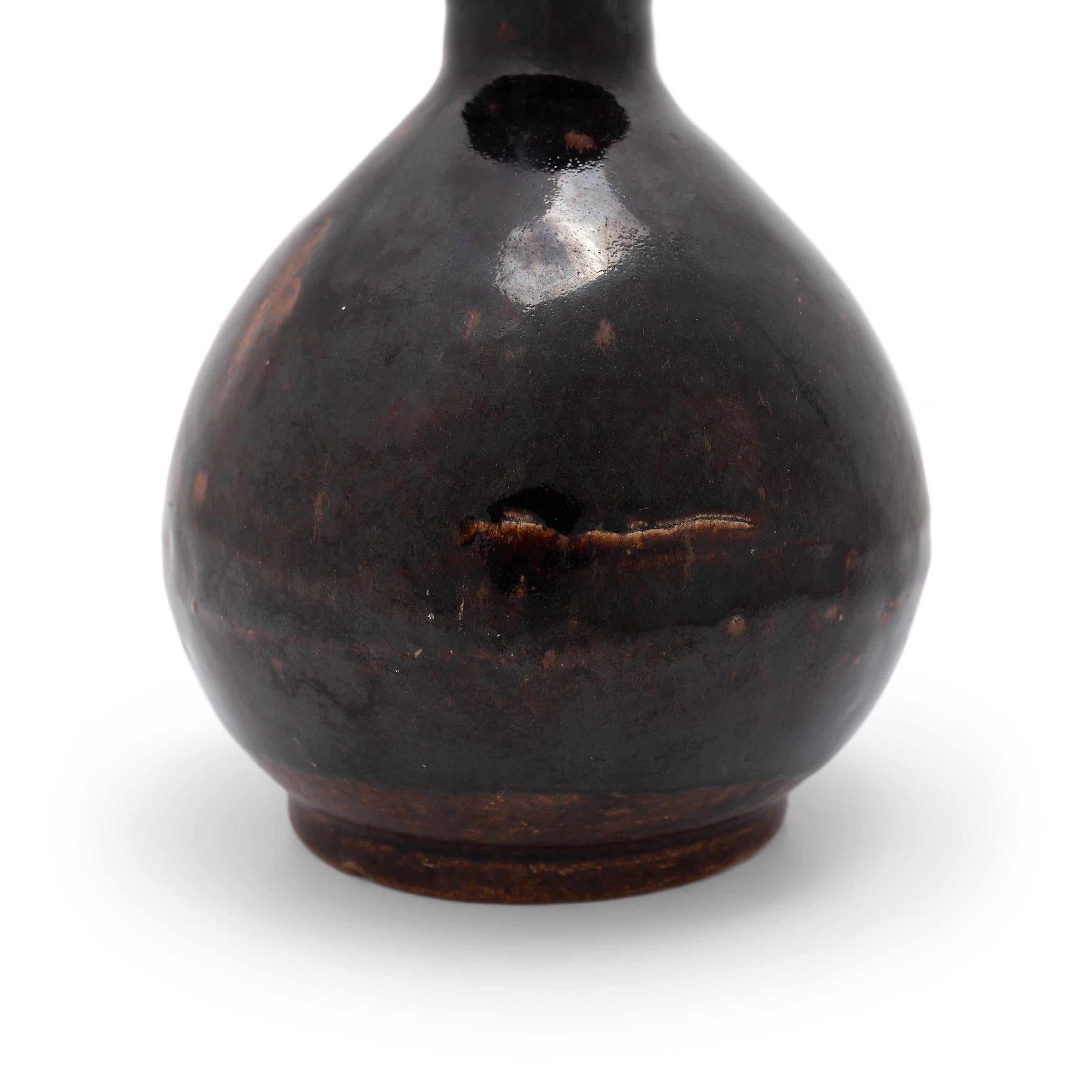 Petite Chinese Dark Glazed Wine Vessel, C. 1850 In Good Condition In Chicago, IL