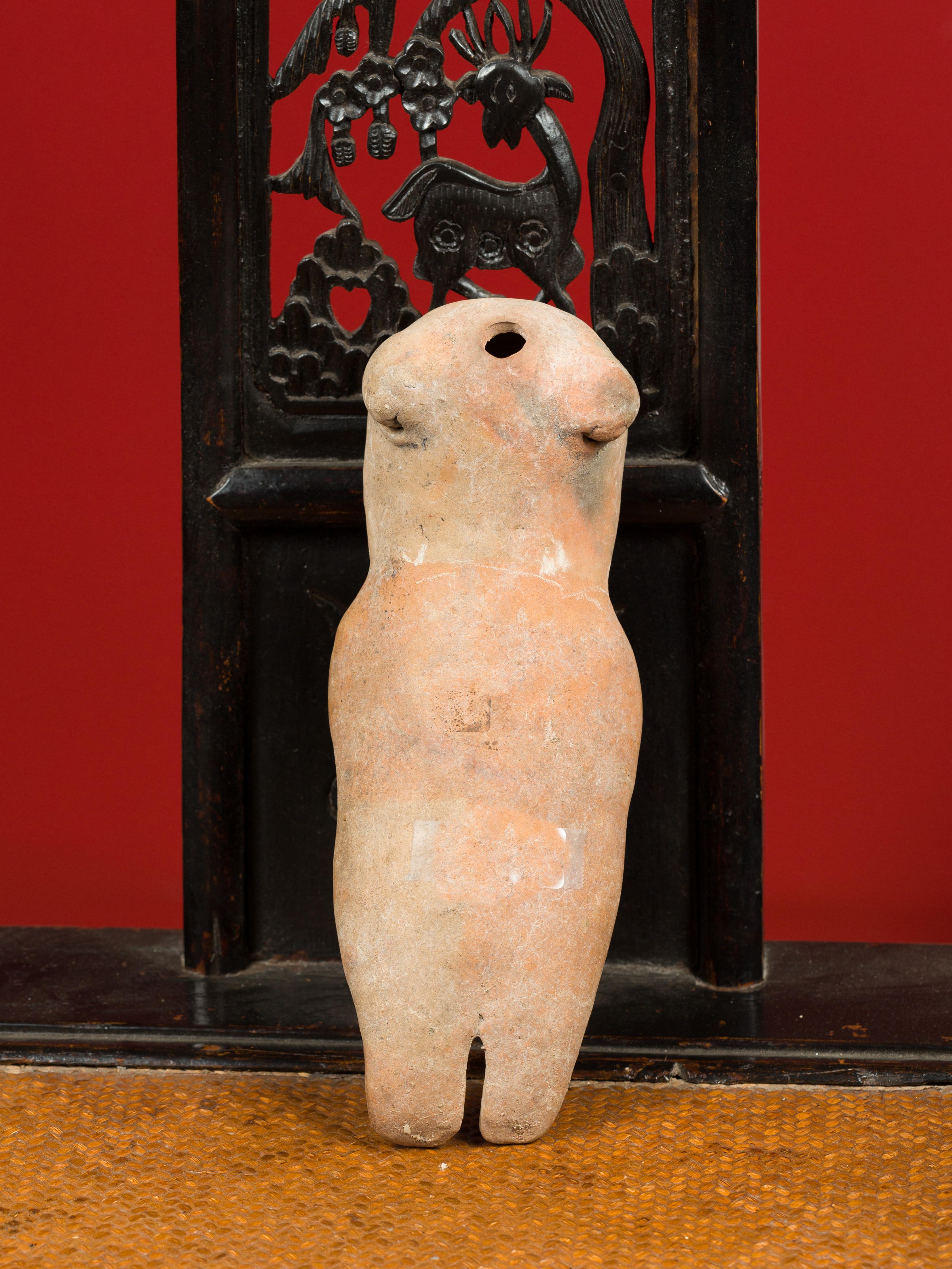Petite Chinese Early Qing Dynasty Red Sand Figurine from the 17th Century For Sale 3