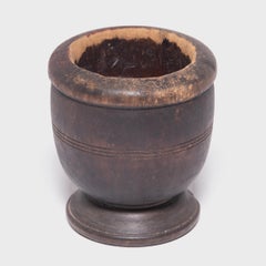 Kleiner chinesischer Mortar mit Fuß, um 1900