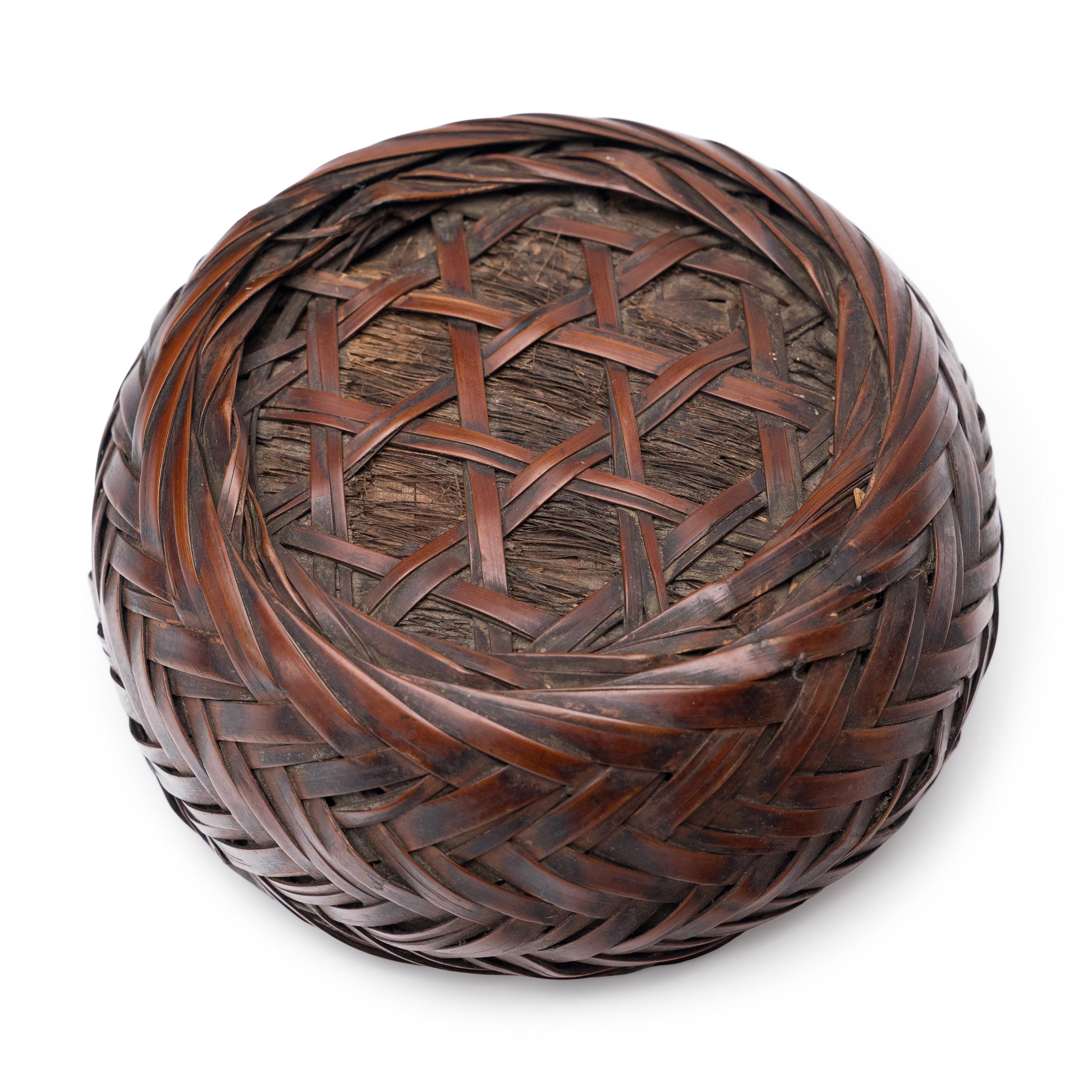 Kleiner chinesischer Korb mit klebrigem Reis (Rustikal) im Angebot