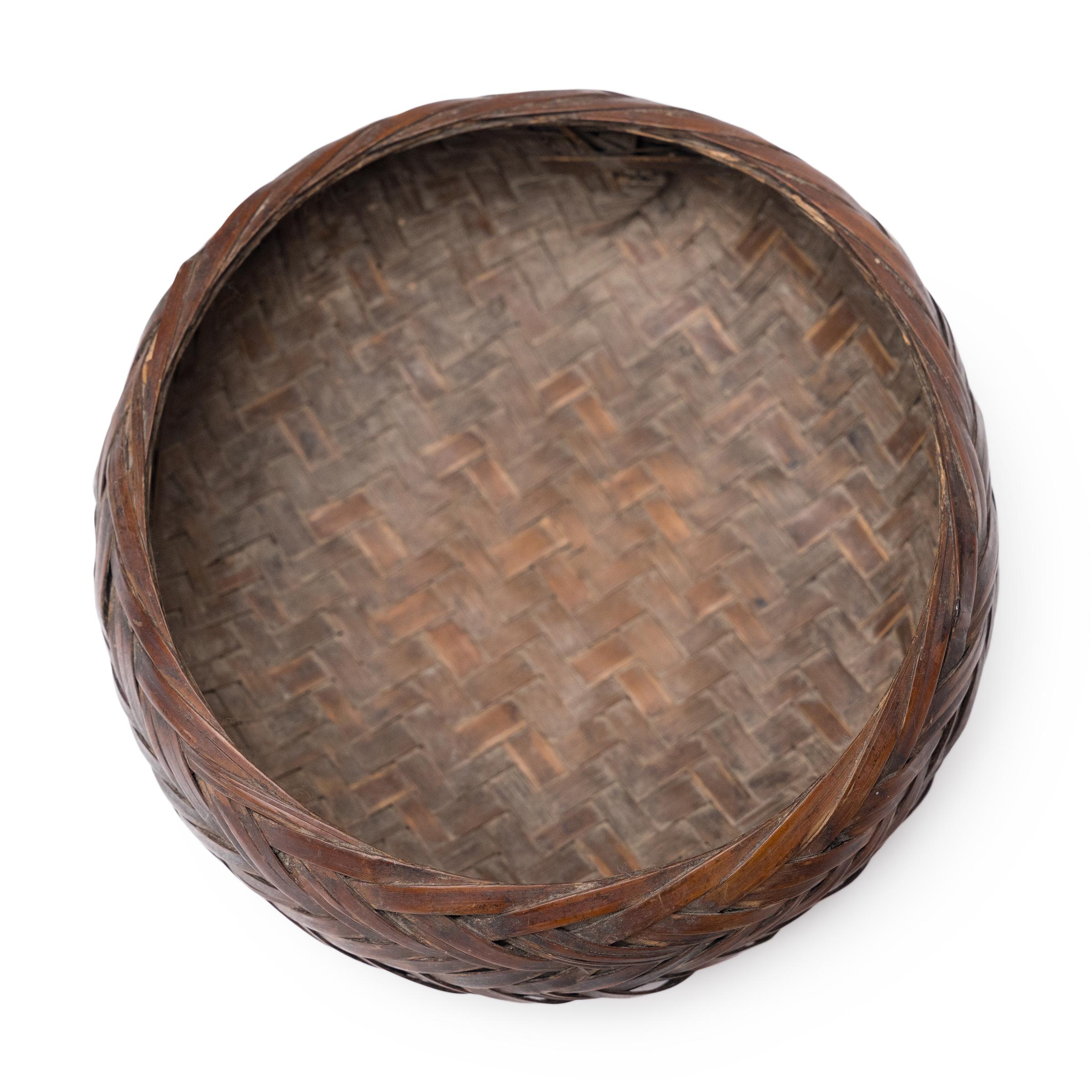 Kleiner chinesischer Korb mit klebrigem Reis (Chinesisch) im Angebot