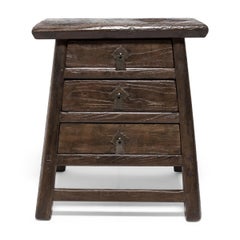 Kleine chinesische Kommode mit drei Schubladen, um 1850