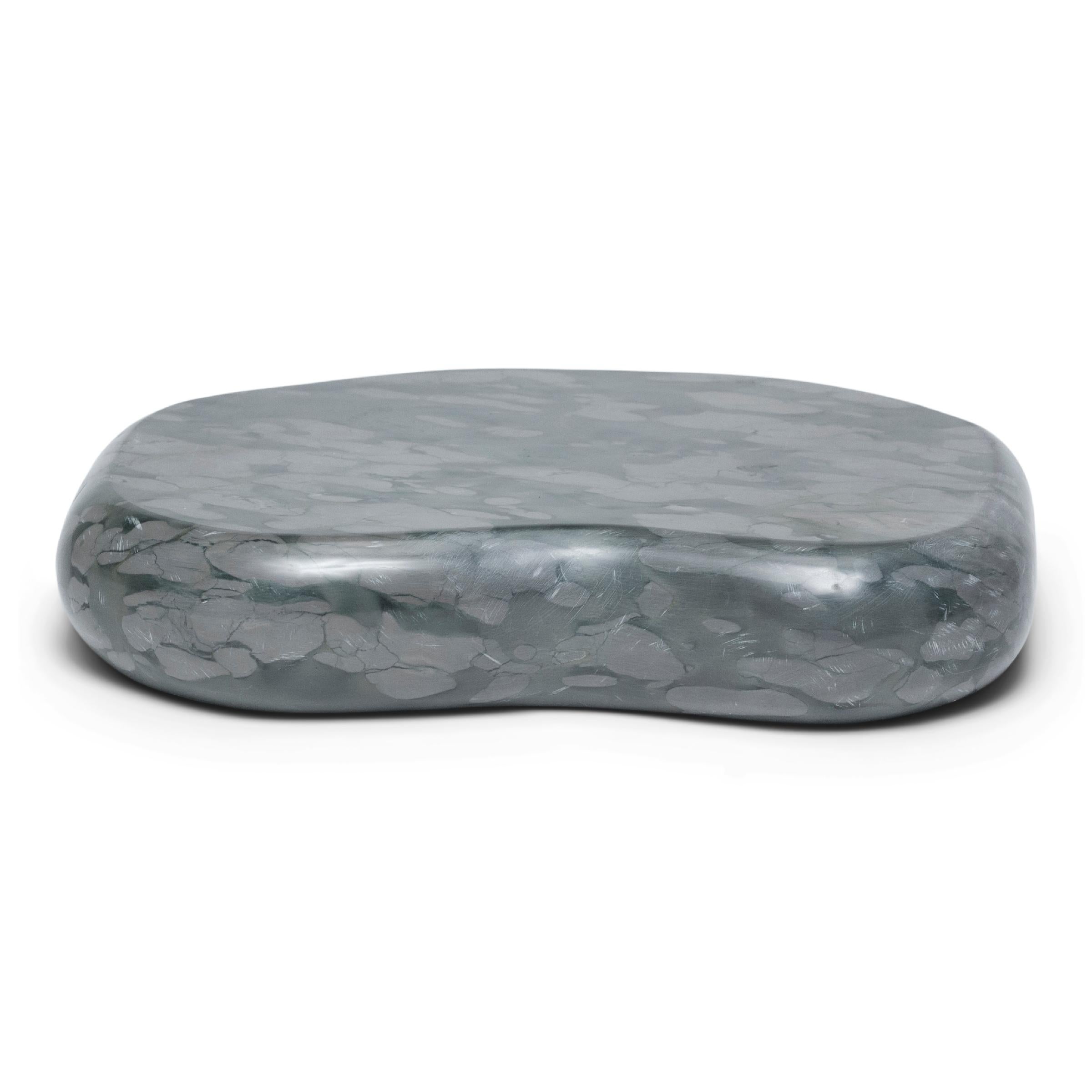 Organique Zhenzhu Serving Stone Slab (Dalle de pierre de service) en vente