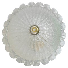 Petite lampe de plafond à encastrer en verre de Murano à motif de fleurs transparentes, Italie, années 1970