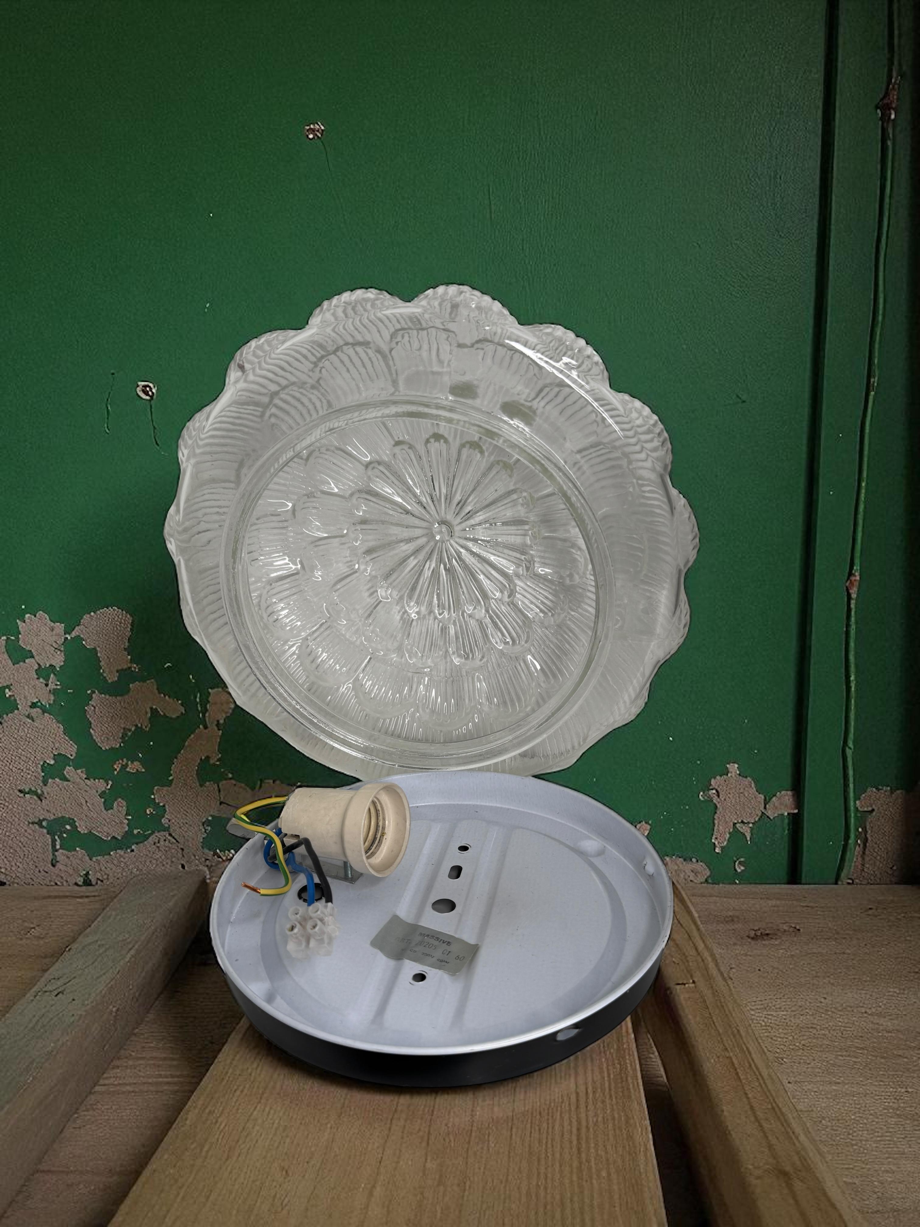 Pequeño plafón de cristal transparente Massive Leuchten, Alemania en venta 7