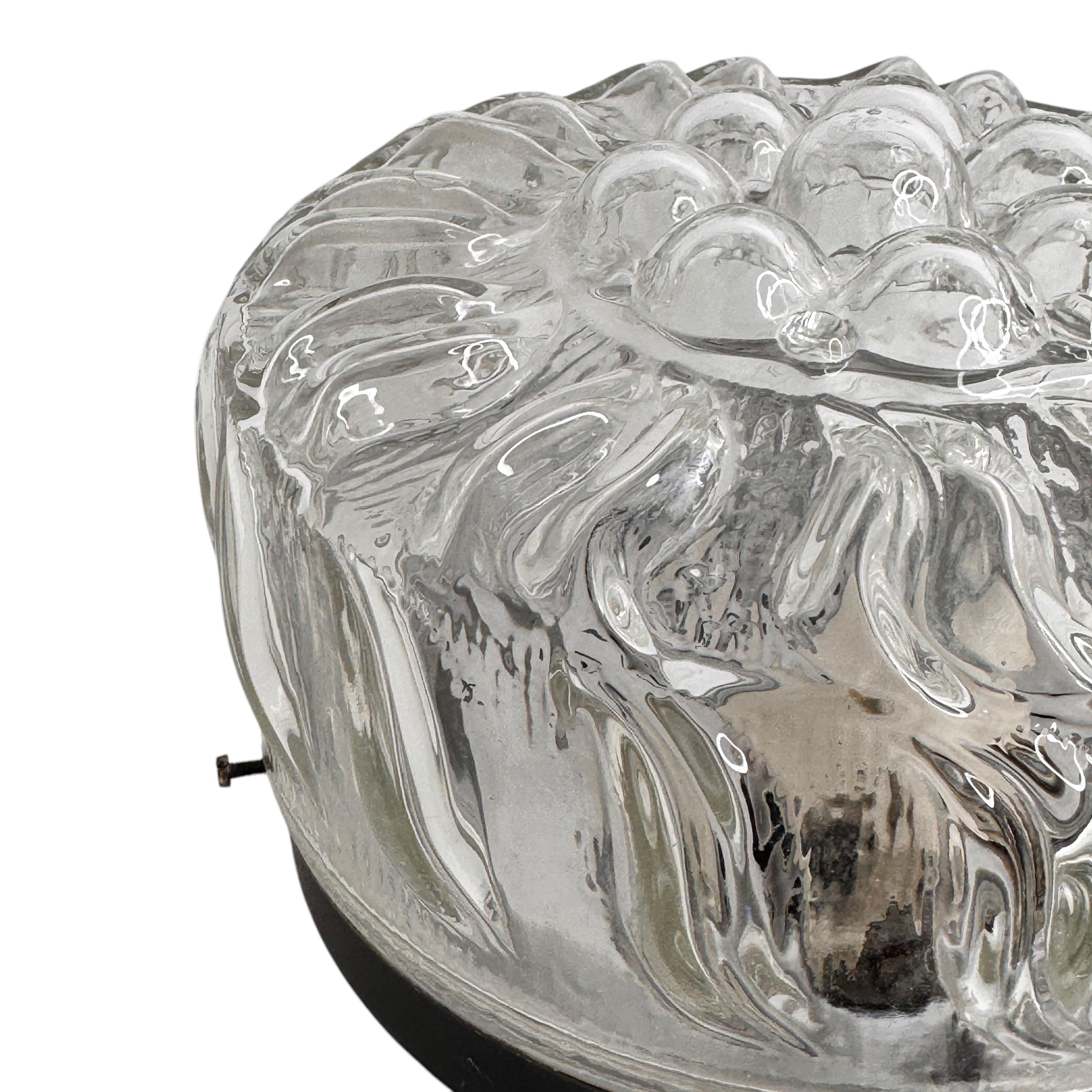 Petit plafonnier circulaire en verre transparent à motif de tournesol, 1970 en vente 2