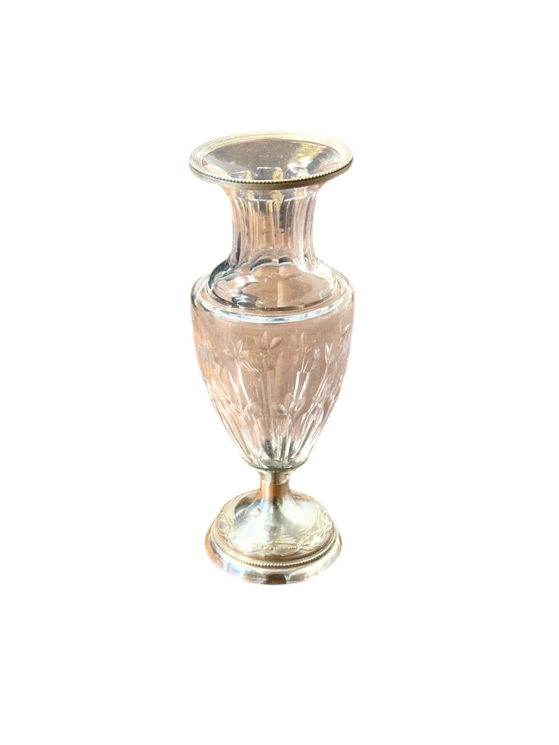 Petite Crystal Vase with French Solid Silver Mount, 19th Century in vendita 3
