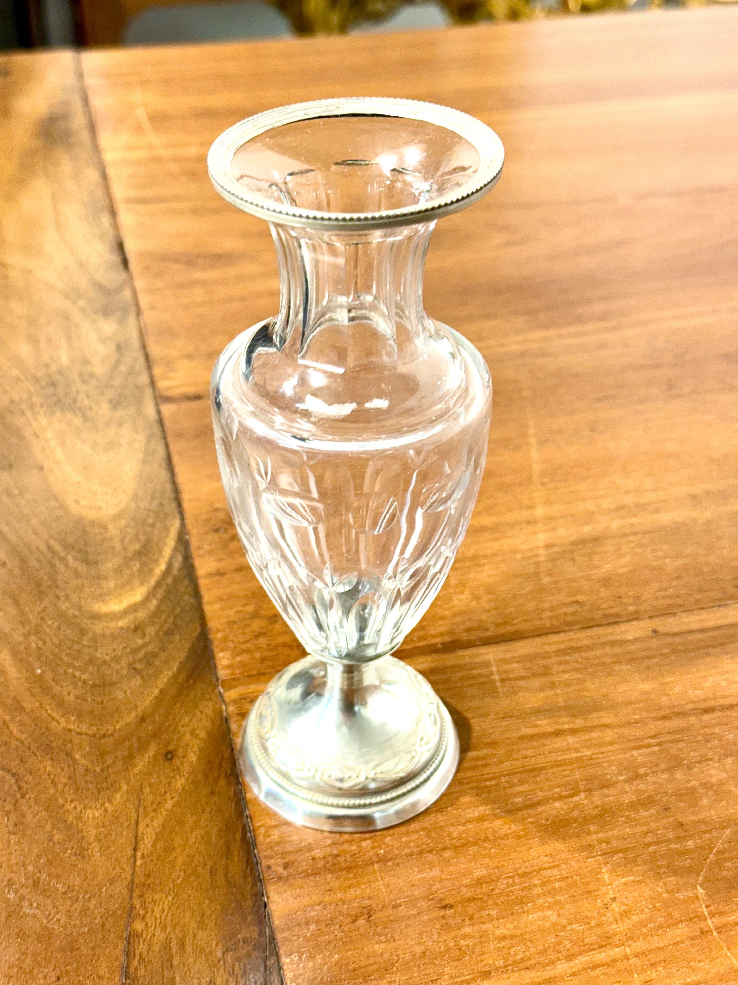 Petite Crystal Vase with French Solid Silver Mount, 19th Century in vendita 9
