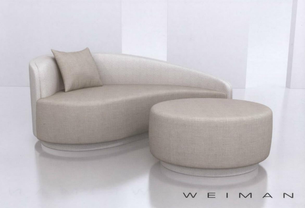 Petite Curved Sofa and Ottoman by Vladimir Kagan for Weiman In Excellent Condition In Las Vegas, NV