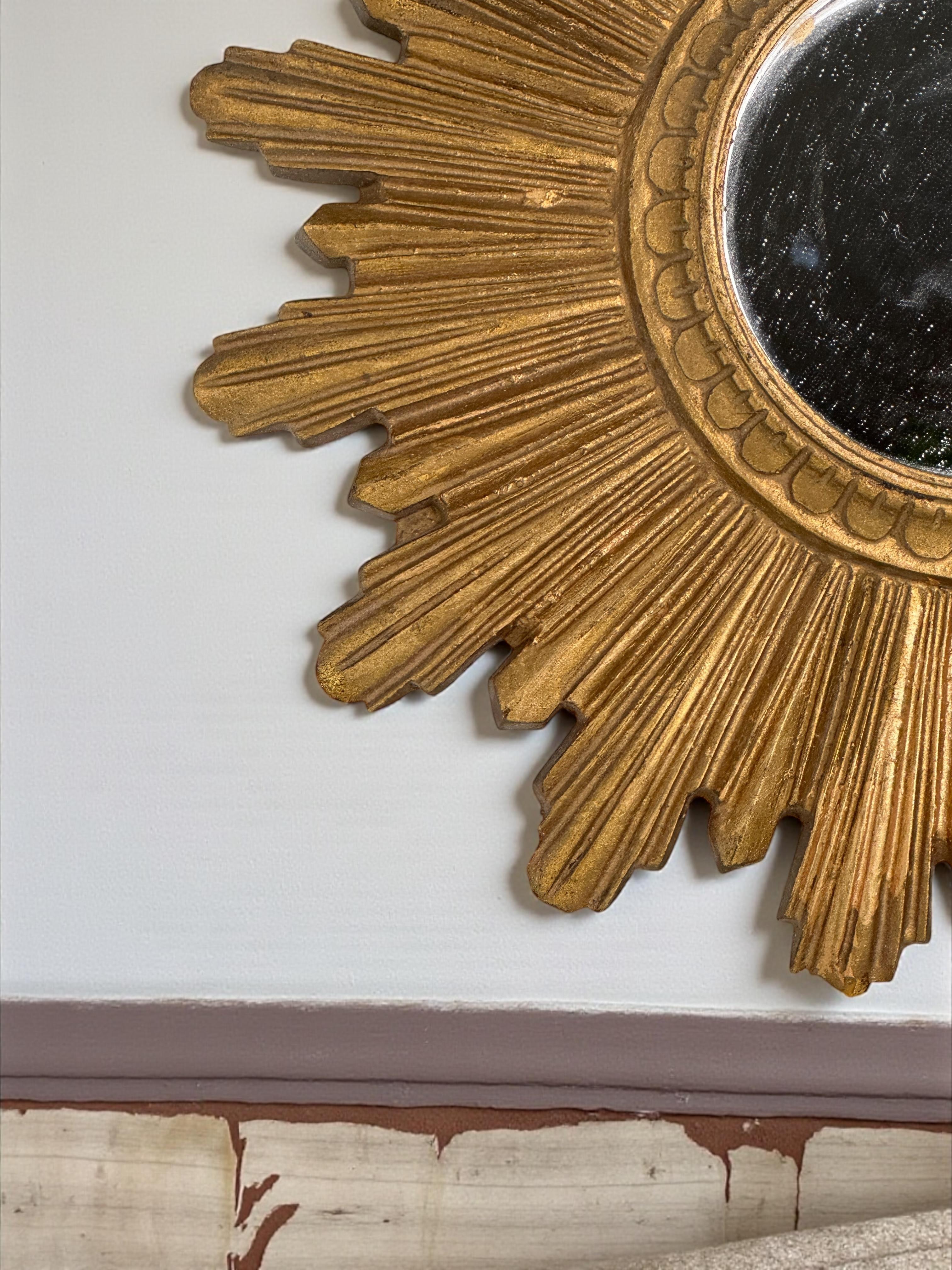 Petite Cute Starburst Sunburst Gilded Resin Flat Mirror Germany, circa 1970s For Sale 6