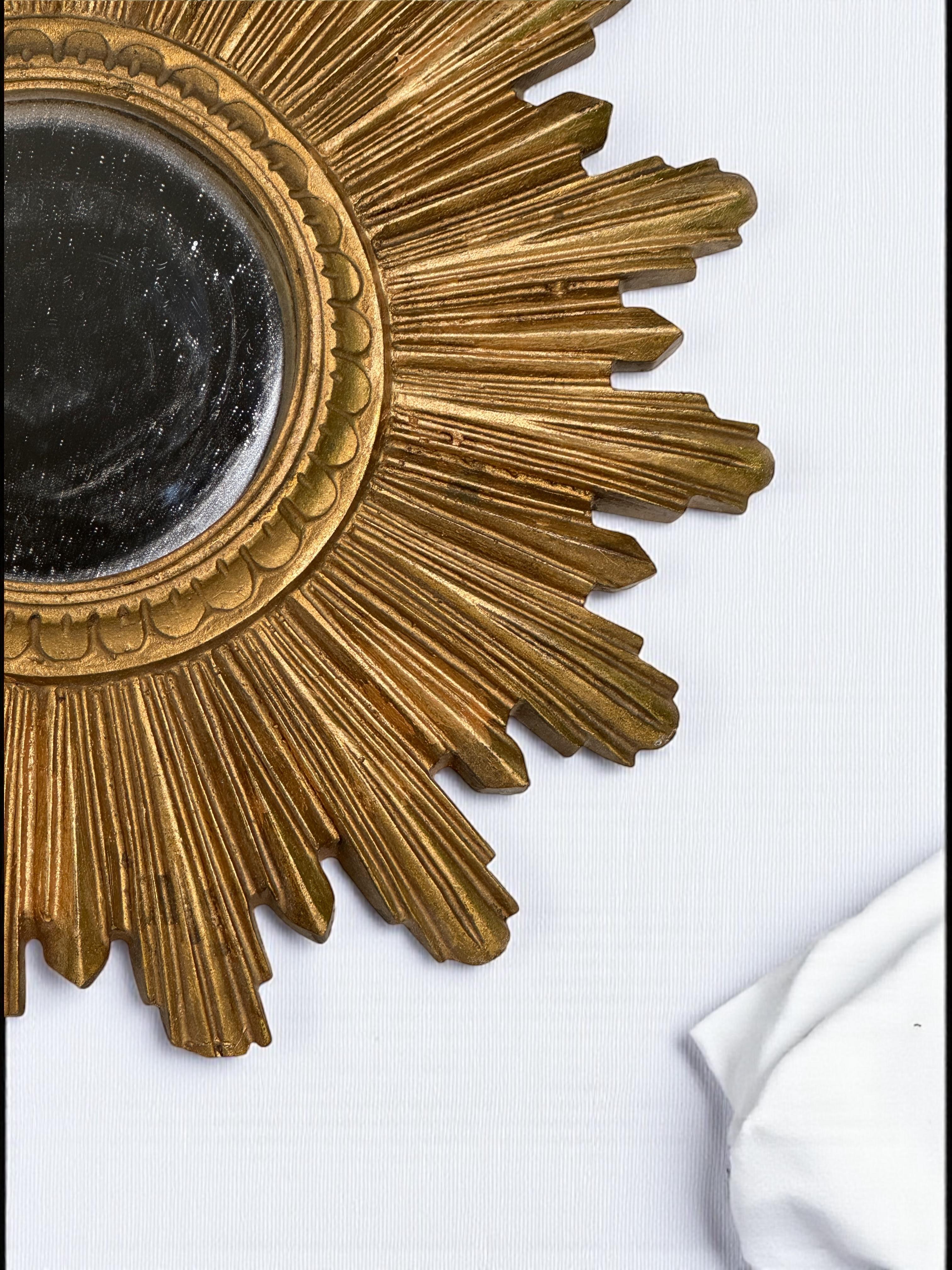 Petite Cute Starburst Sunburst Gilded Resin Flat Mirror Germany, circa 1970s For Sale 8