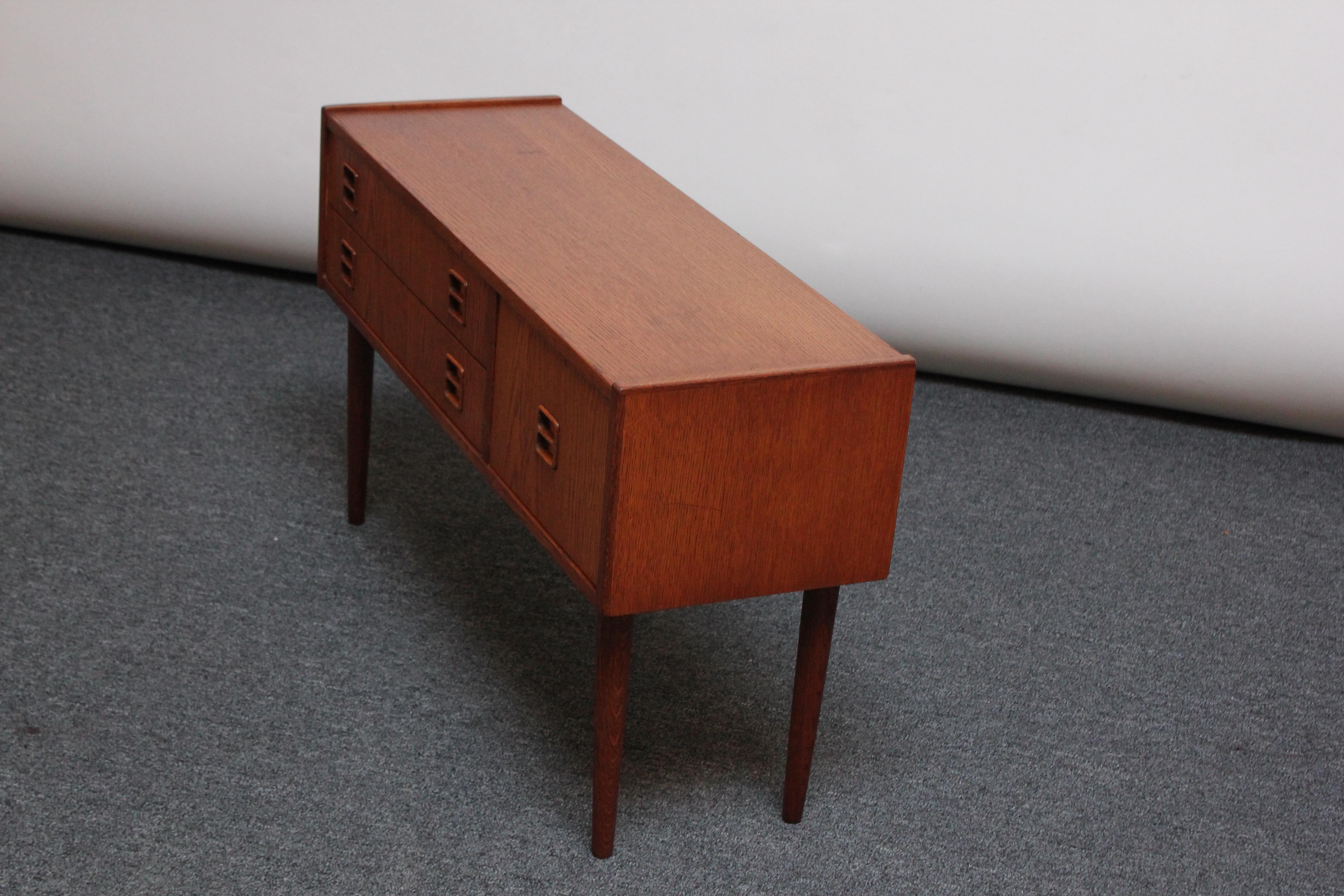Stained Petite Danish Modern Oak Chest For Sale