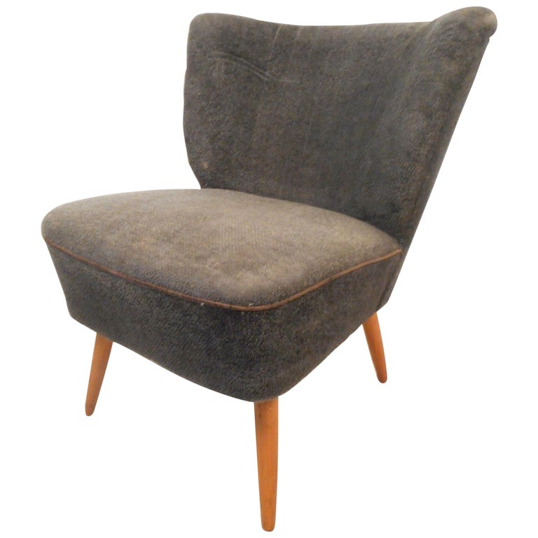 Petite Danish Modern Slipper Chair at 1stdibs