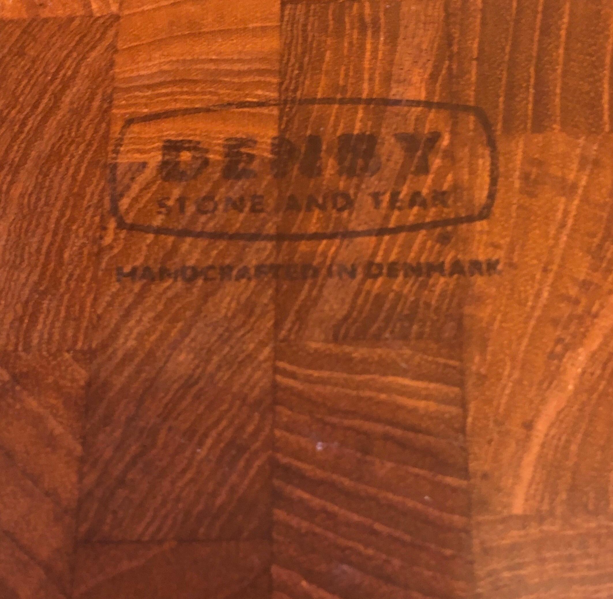 Petite planche à découper danoise moderne en teck de Denby Bon état - En vente à San Diego, CA