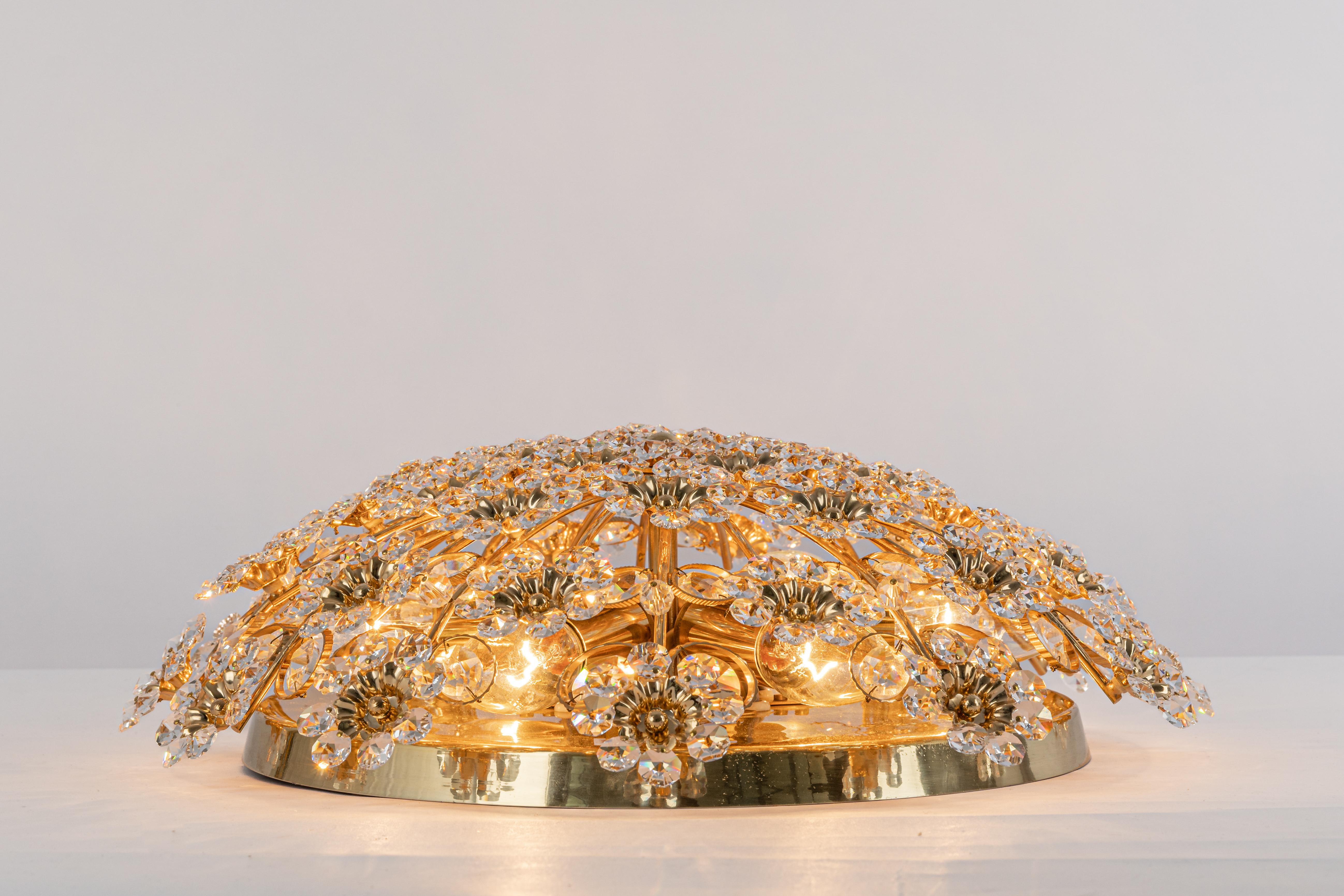 Petite Delicate Gilt Brass Cut-Glass Flower Flush Mount by Palwa, Germany, 1970s In Good Condition For Sale In Aachen, NRW