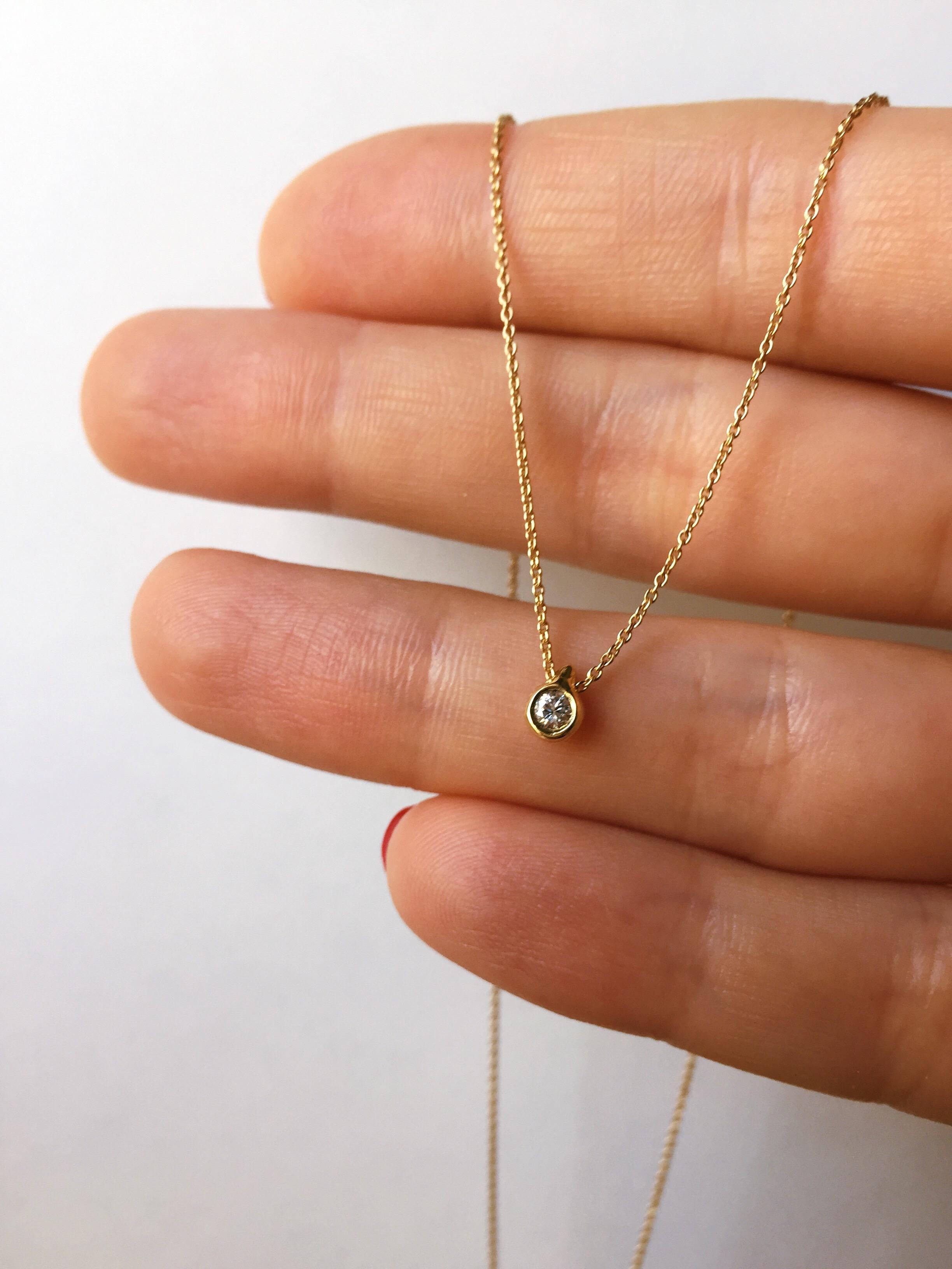 Contemporary Petite Diamond and Gold Necklace For Sale