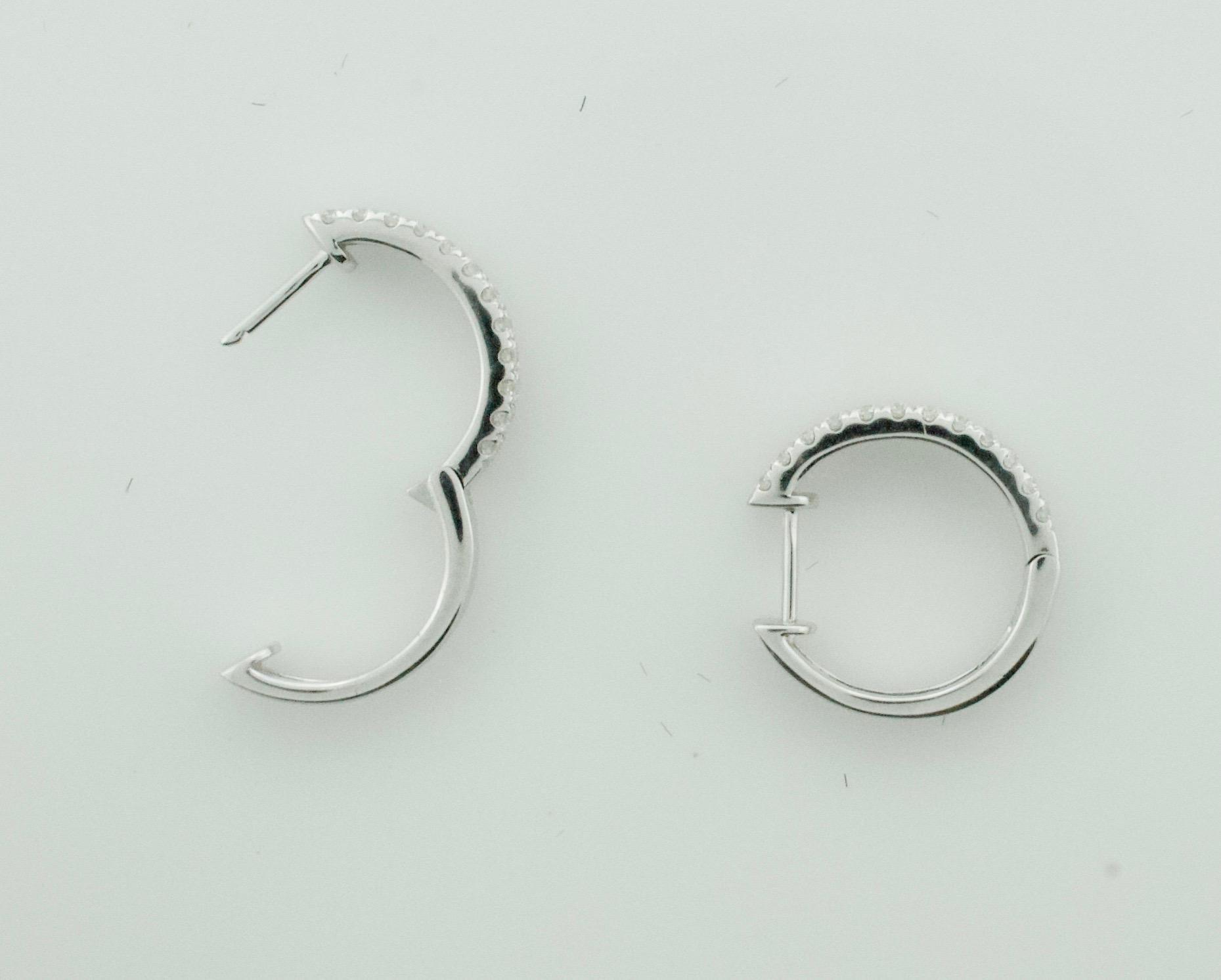 Petite Diamond Hoop Earrings in White Gold In New Condition For Sale In Wailea, HI