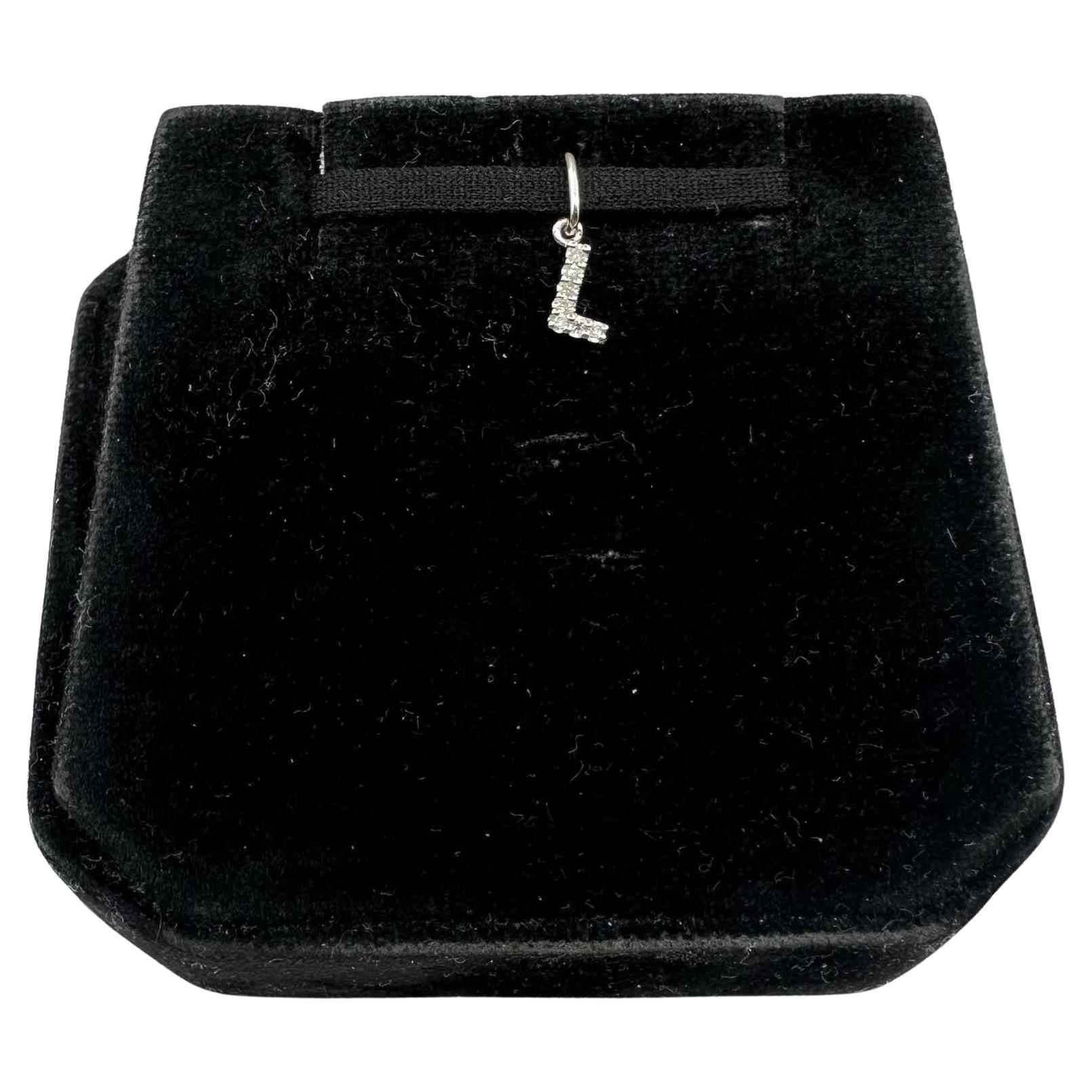 Petit pendentif initial L en or blanc 14 carats avec diamants 0,04 carat