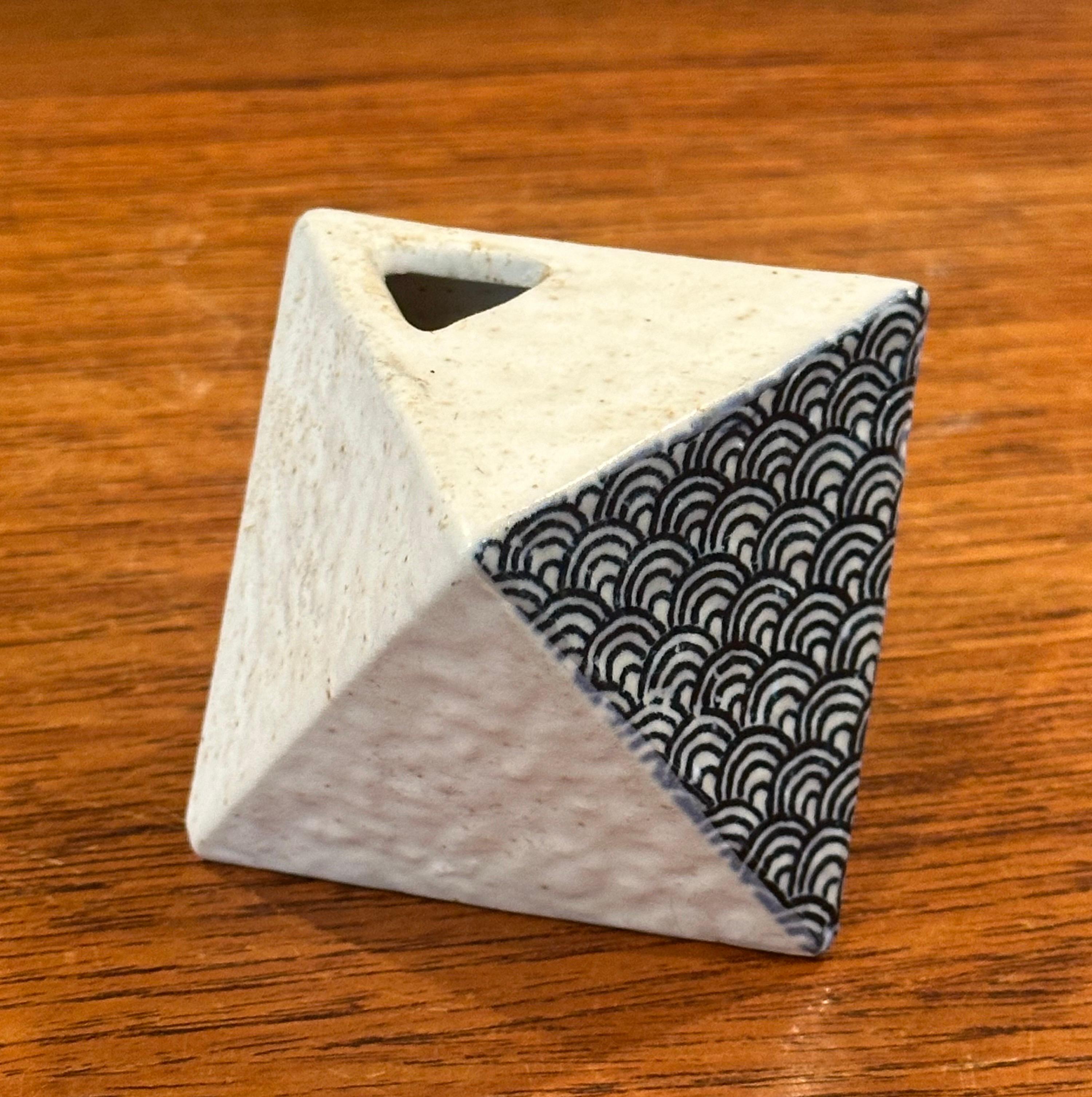 Mid-Century Modern Petite Diamond Shaped Ceramic Ikebana For Sale