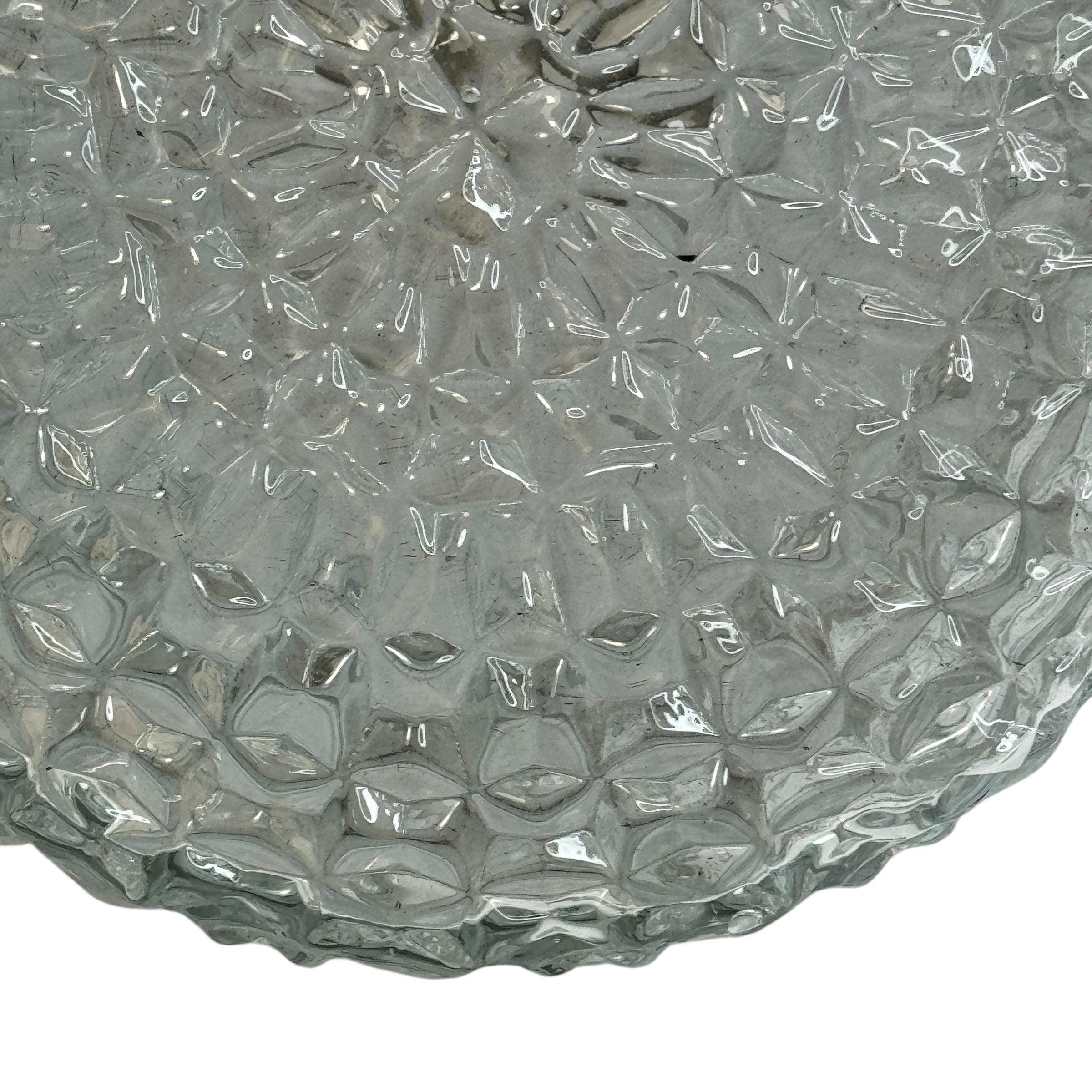 Mid-Century moderno Petite Diamond Shaped clear Glass Flush Mount Ceiling Light, Germania anni '80 in vendita