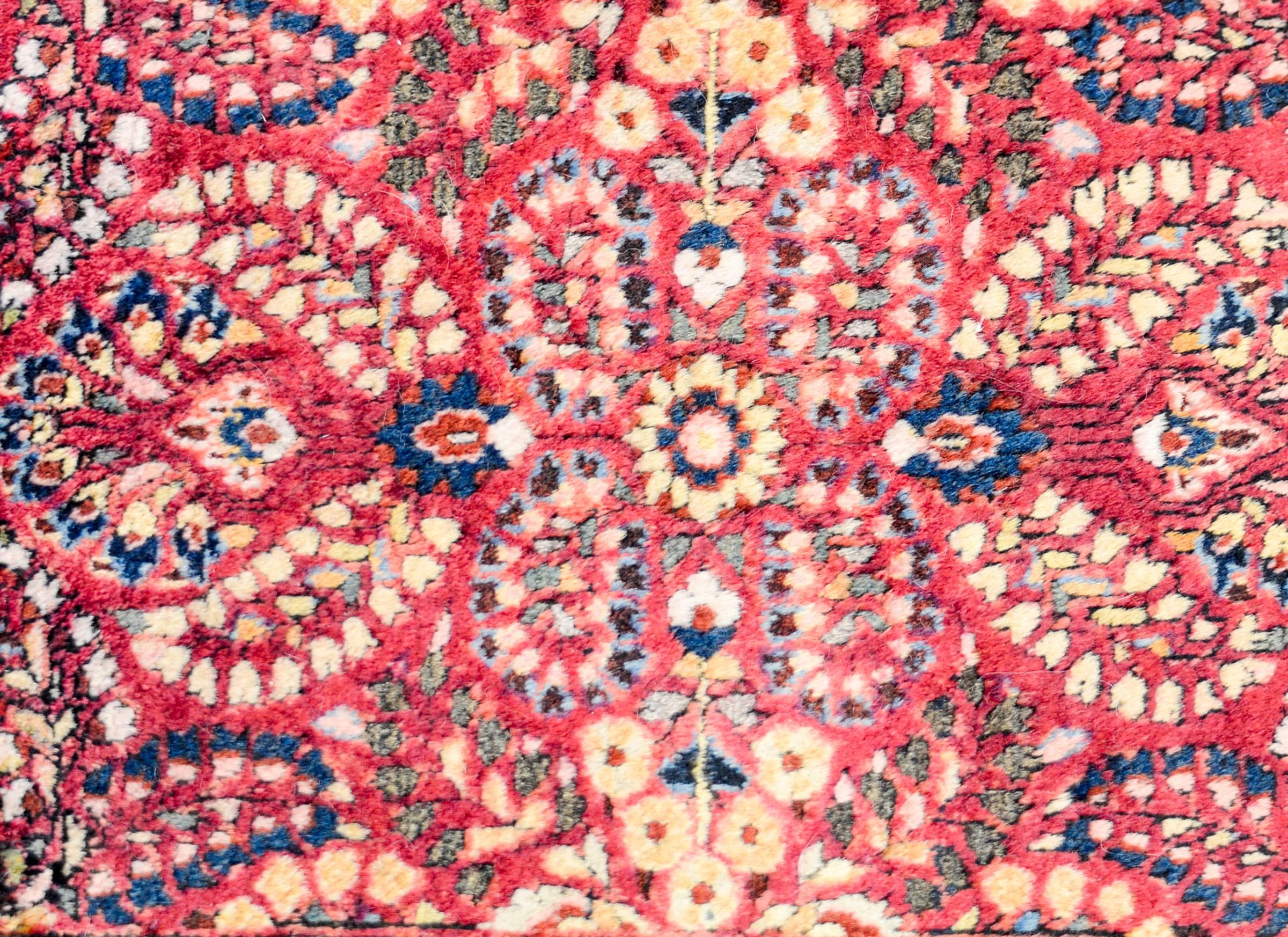 Sarouk Farahan Petite Early 20th Century Sarouk Rug