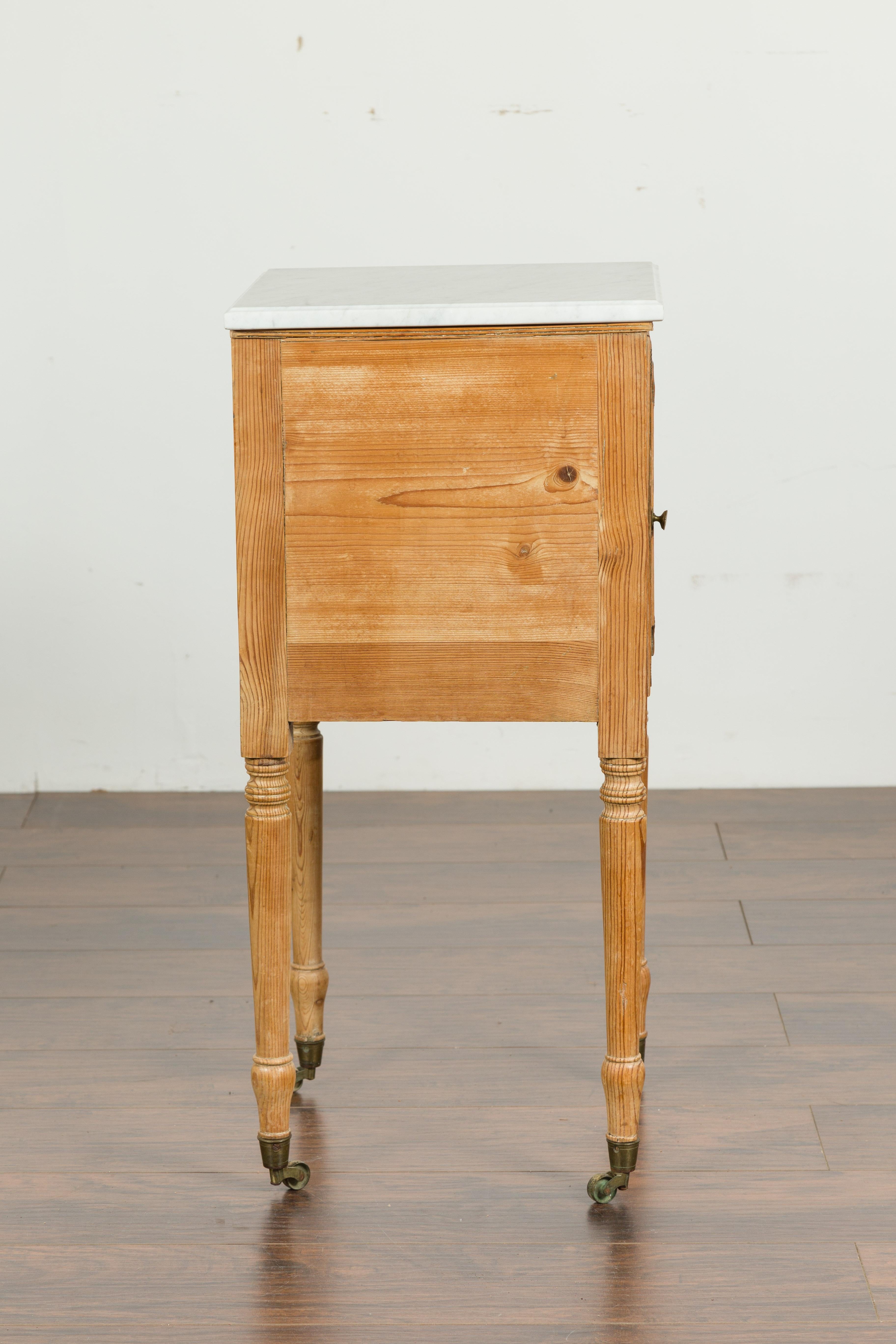 Petite English 1870s Pine End Table with White Marble-Top and Single Door For Sale 7