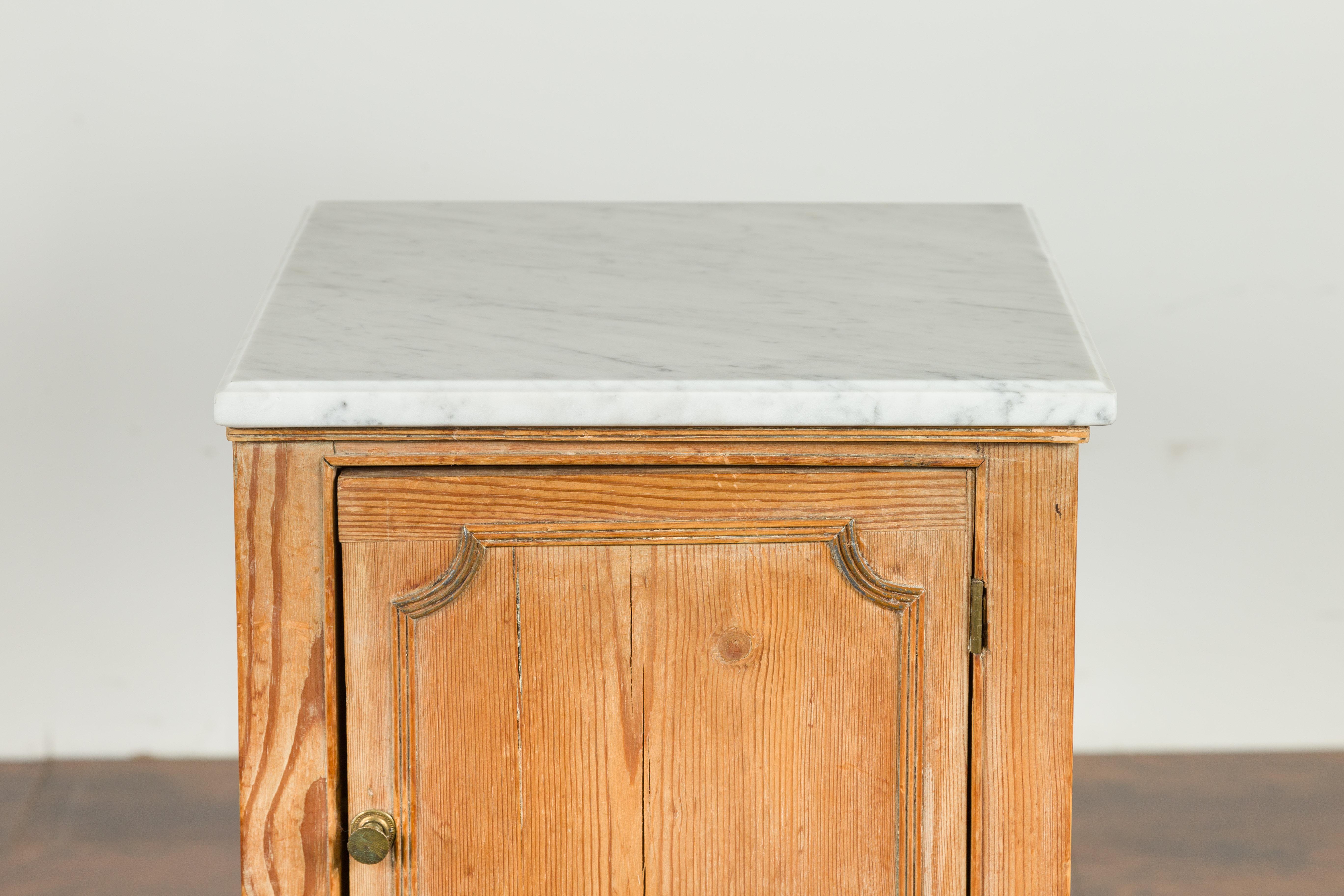 19th Century Petite English 1870s Pine End Table with White Marble-Top and Single Door For Sale