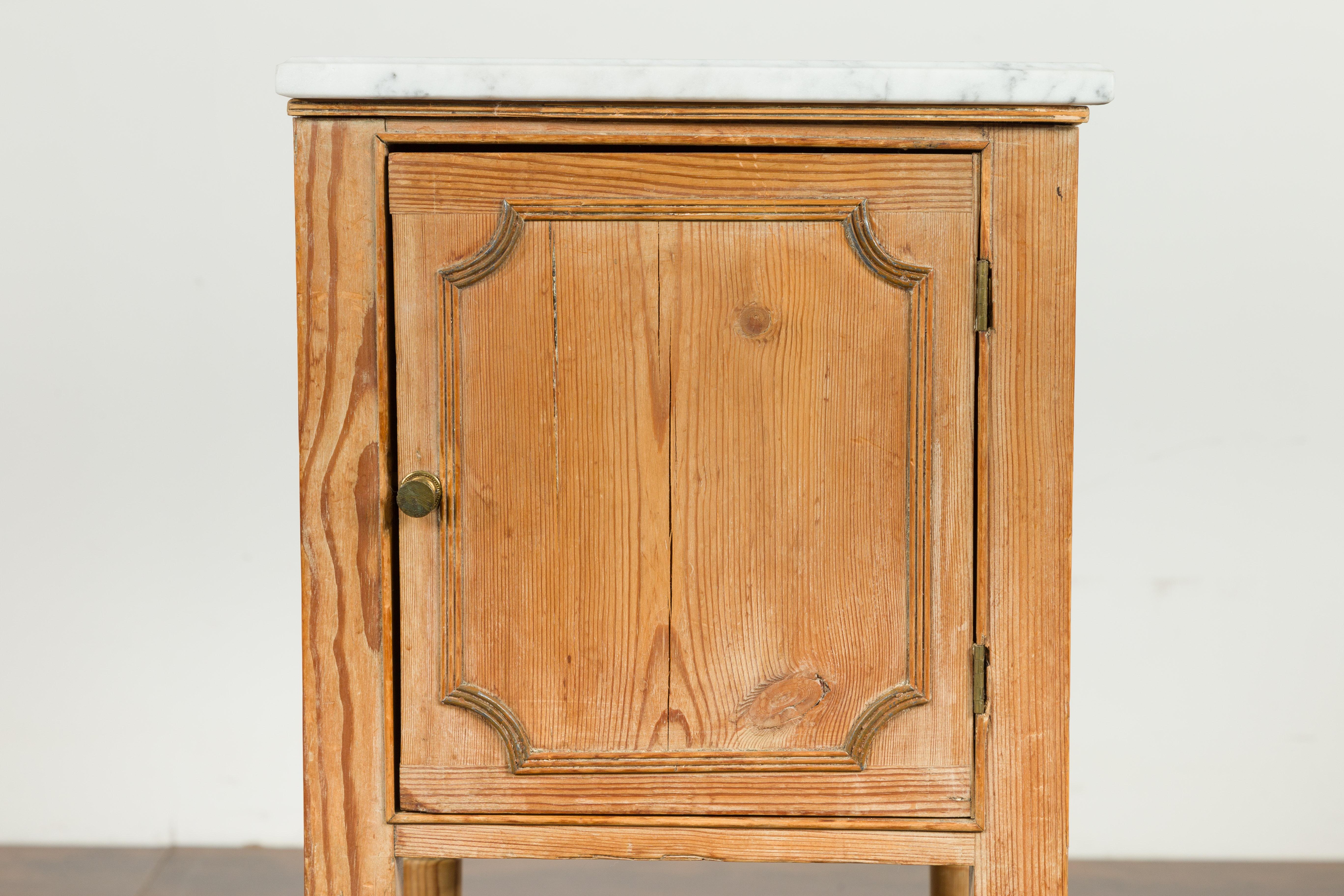 Petite English 1870s Pine End Table with White Marble-Top and Single Door For Sale 1