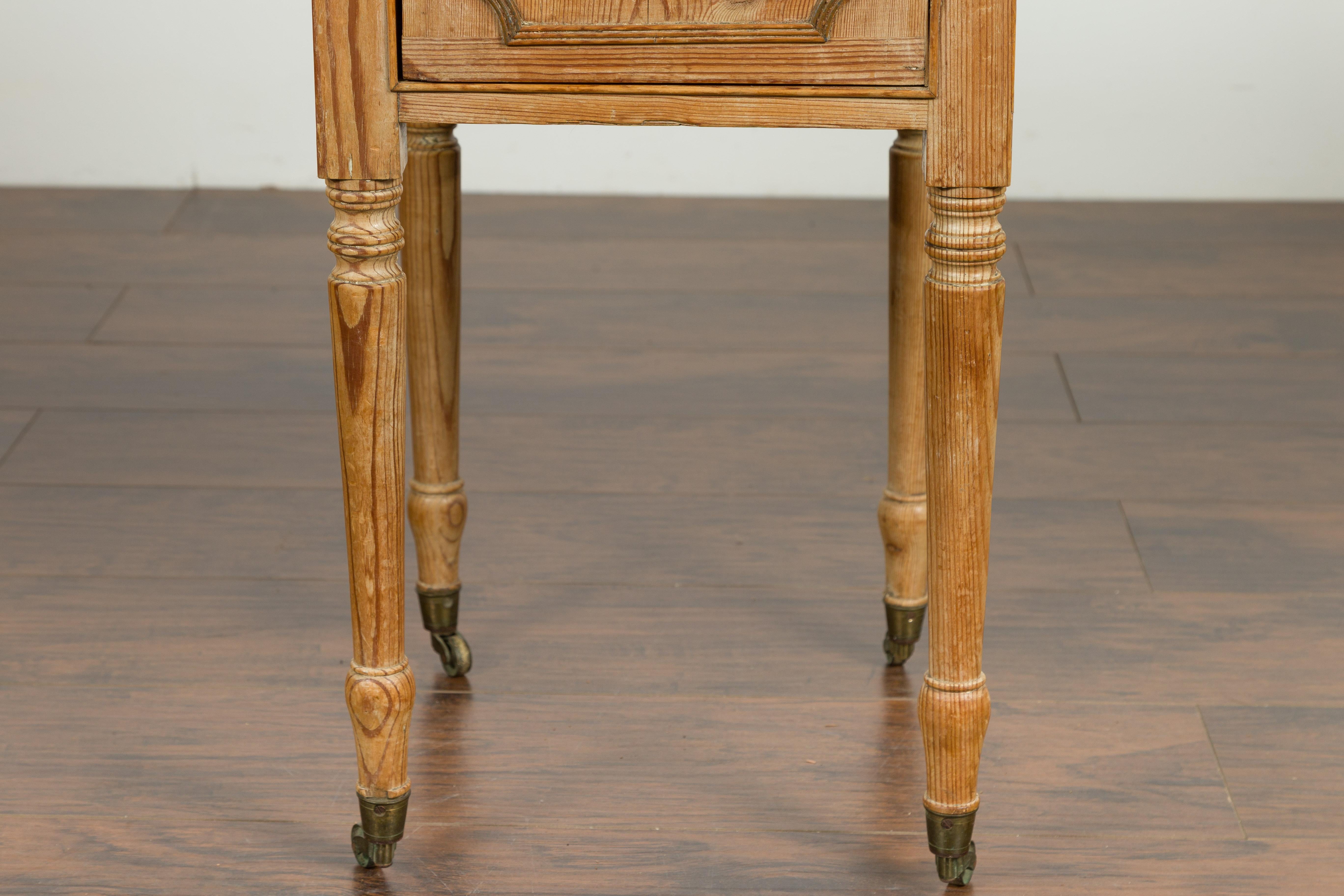 Petite English 1870s Pine End Table with White Marble-Top and Single Door For Sale 2