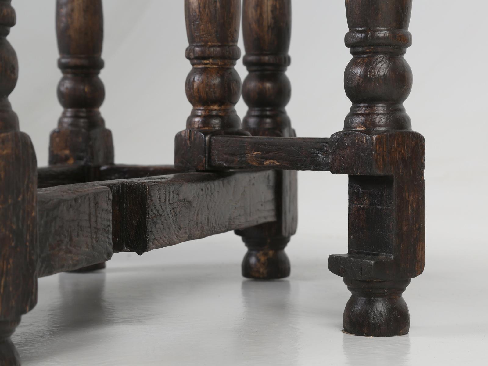 Petite English Drop-Leaf Side Table, End Table or Even Coffee Table, Distressed 5