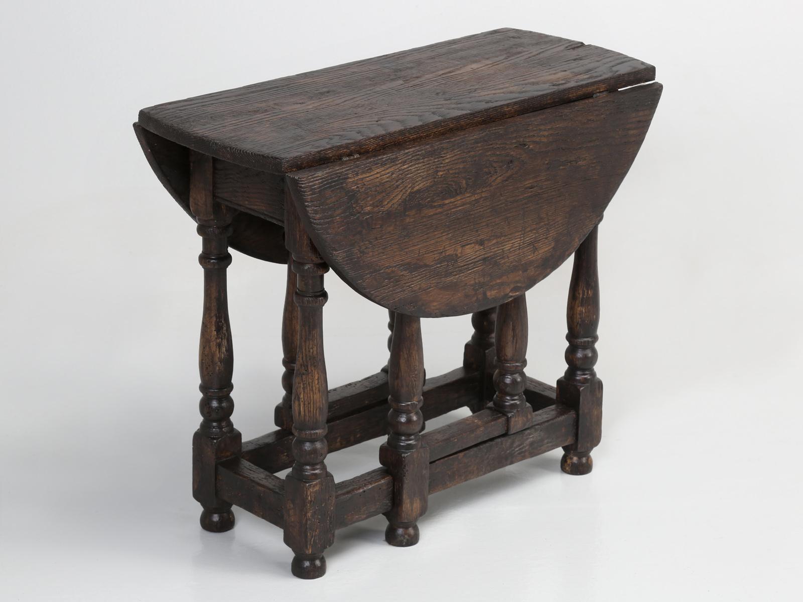 Petite English Drop-Leaf Side Table, End Table or Even Coffee Table, Distressed 7