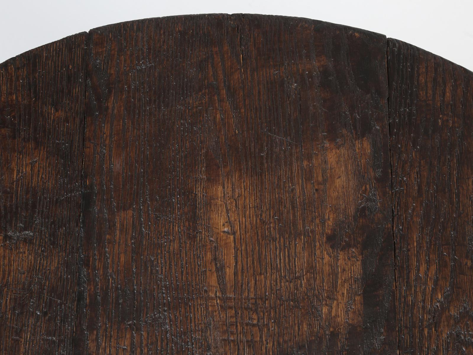 Country Petite English Drop-Leaf Side Table, End Table or Even Coffee Table, Distressed