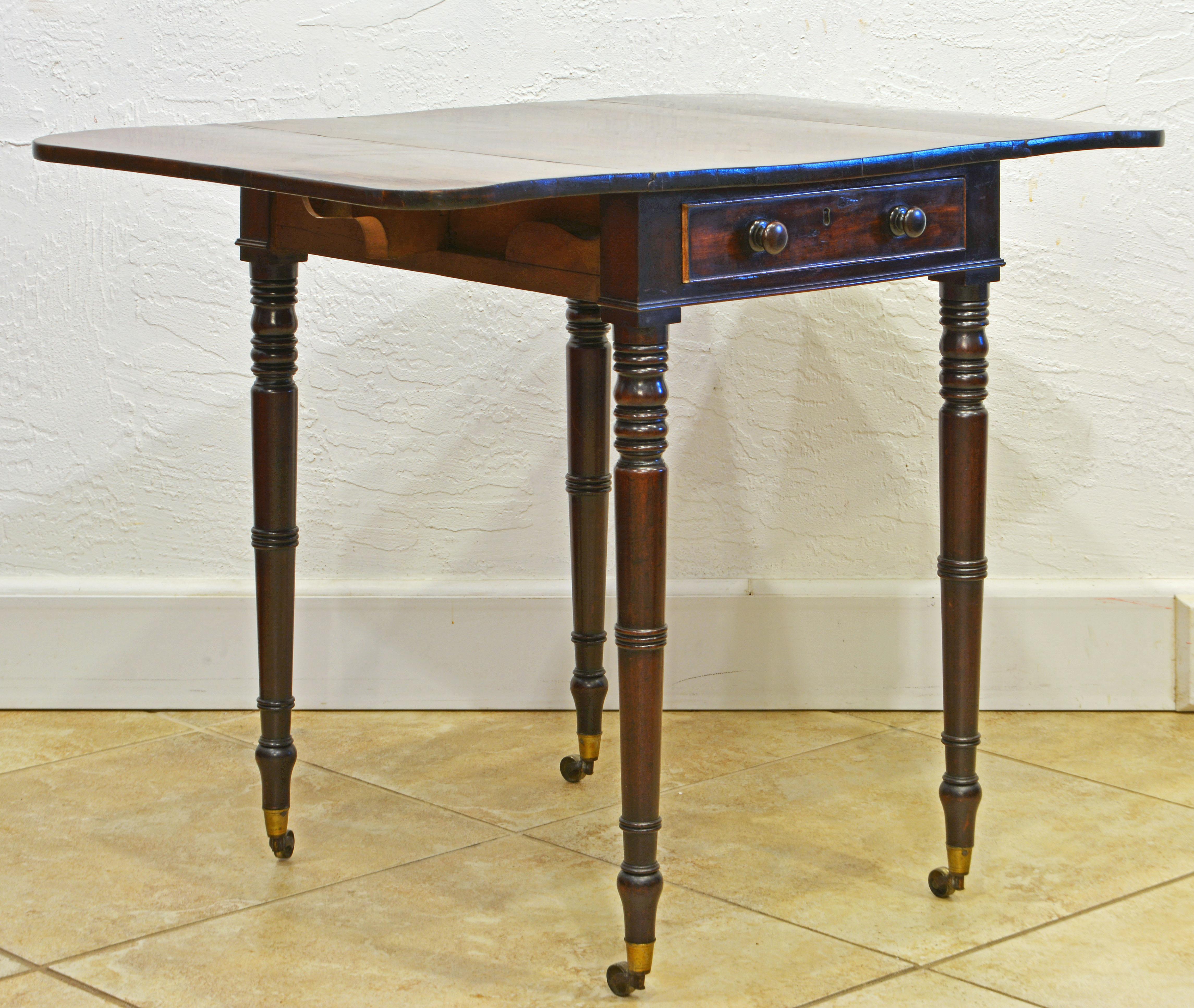 William IV Petite English Mahogany One Drawer Pembroke Table with Turned Legs, Circa 1840