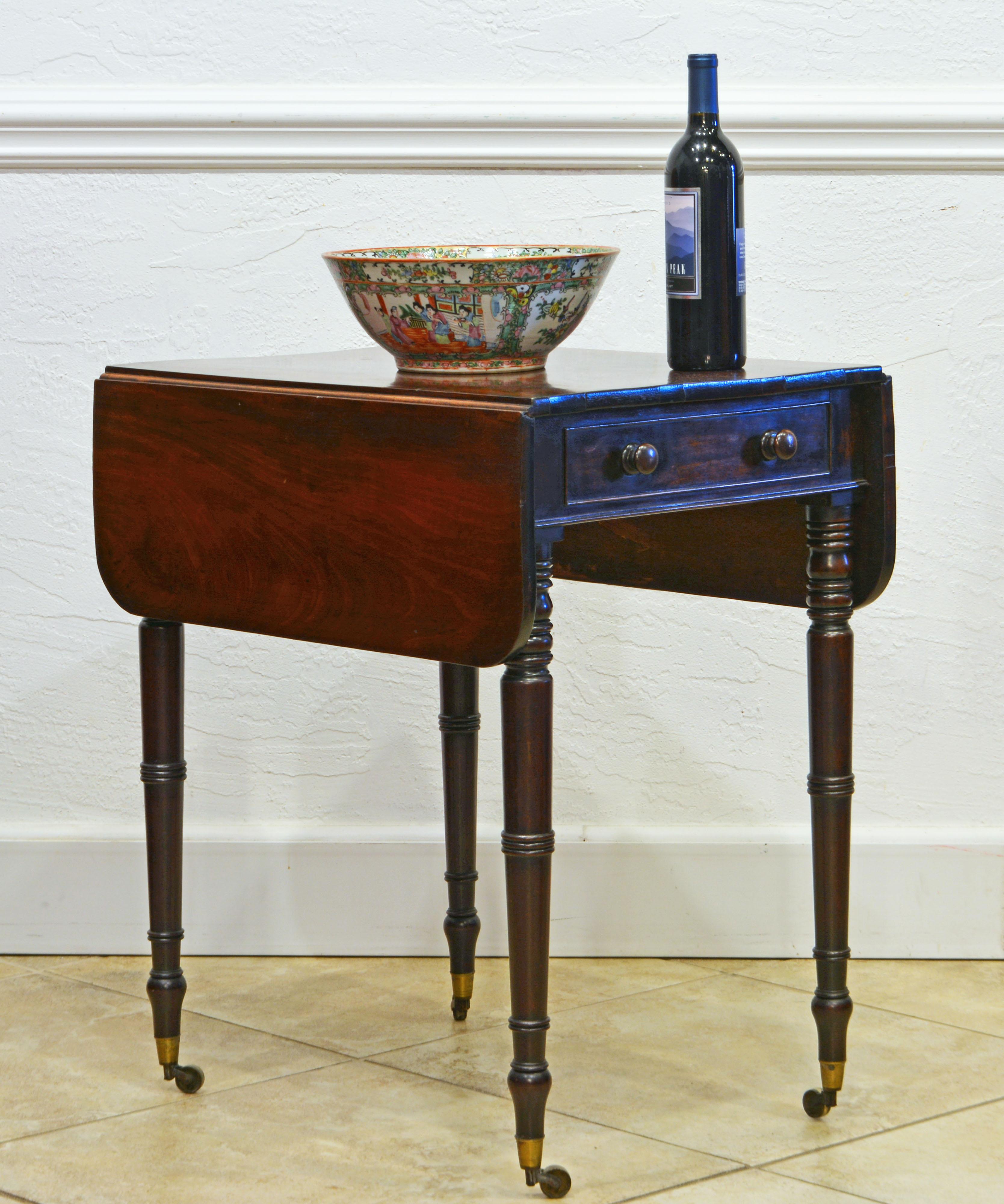 Petite English Mahogany One Drawer Pembroke Table with Turned Legs, Circa 1840 1