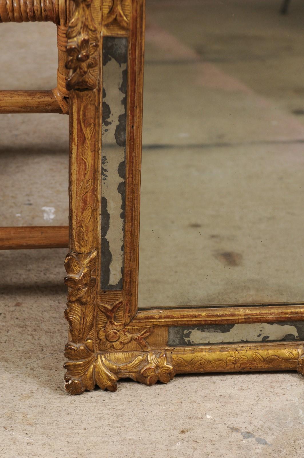 Petite English Regency Hand Carved Giltwood Parclose Mirror with Mercury Glass In Good Condition In Atlanta, GA