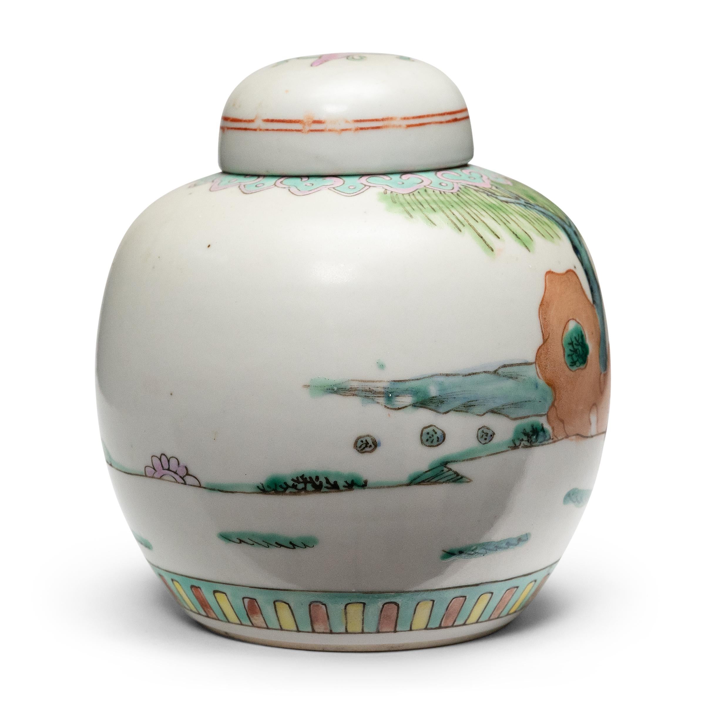 Qing Petite Famille Rose Chinese Ginger jar, c. 1900 For Sale