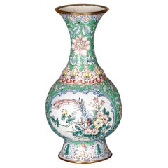 Kleine Famille Verte Kanton-Vase, Kanton, um 1920