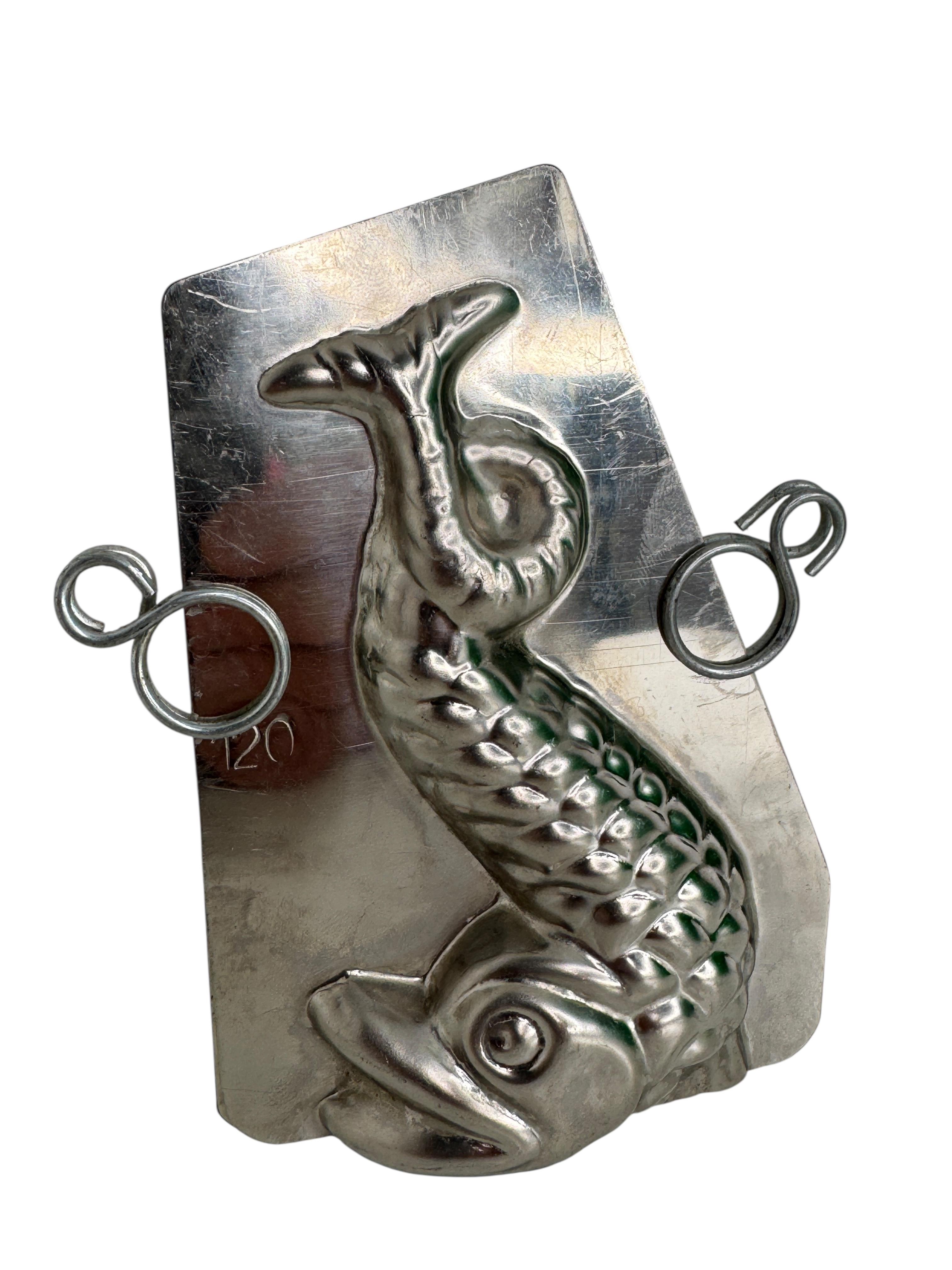 Petite Fish Dolphin Chocolate Mold vintage1950, France In Good Condition For Sale In Nuernberg, DE