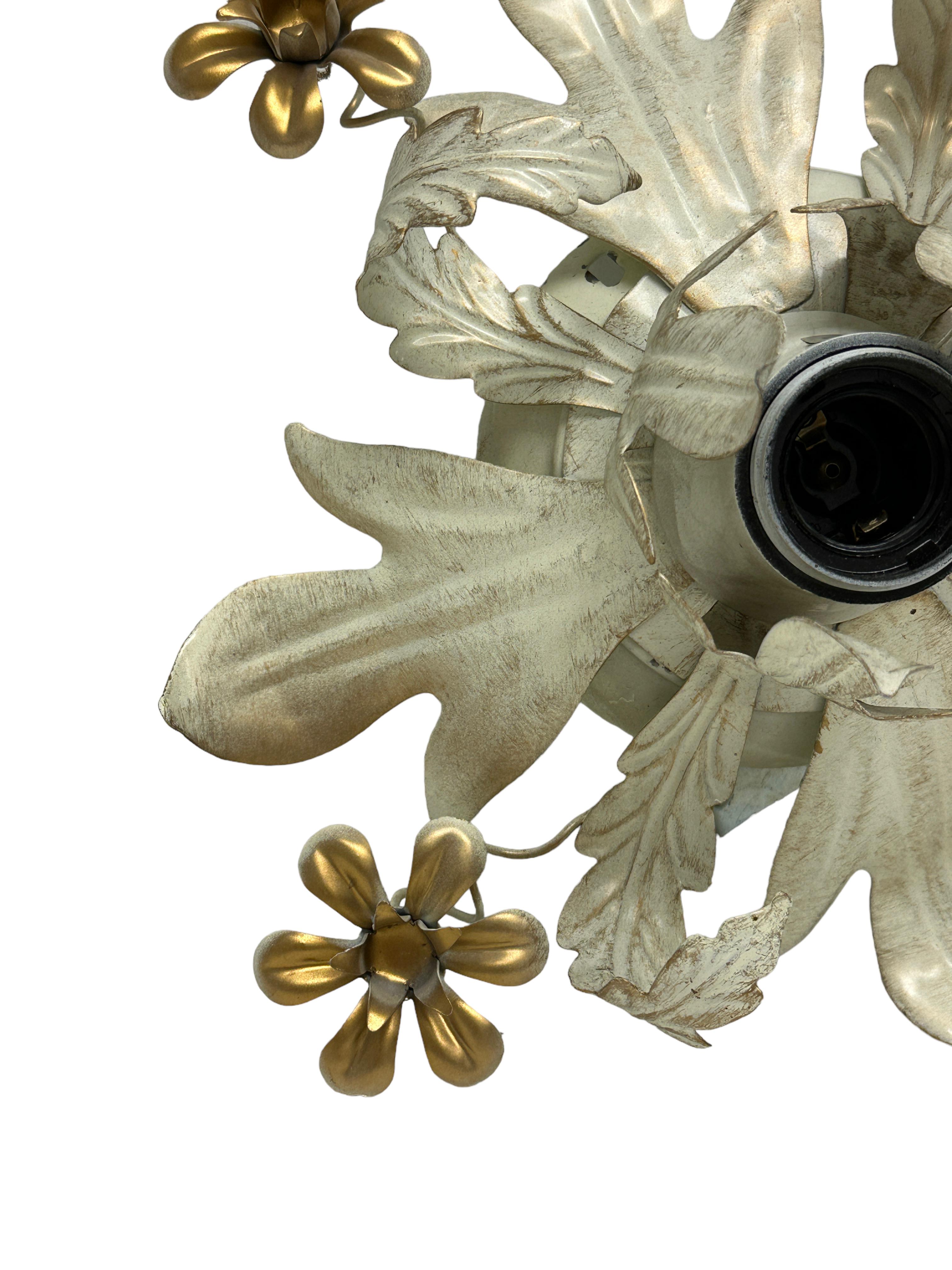 Petite Florentine Flower and Leaf Flush Mount Ceiling Light Vintage, Italy In Good Condition In Nuernberg, DE