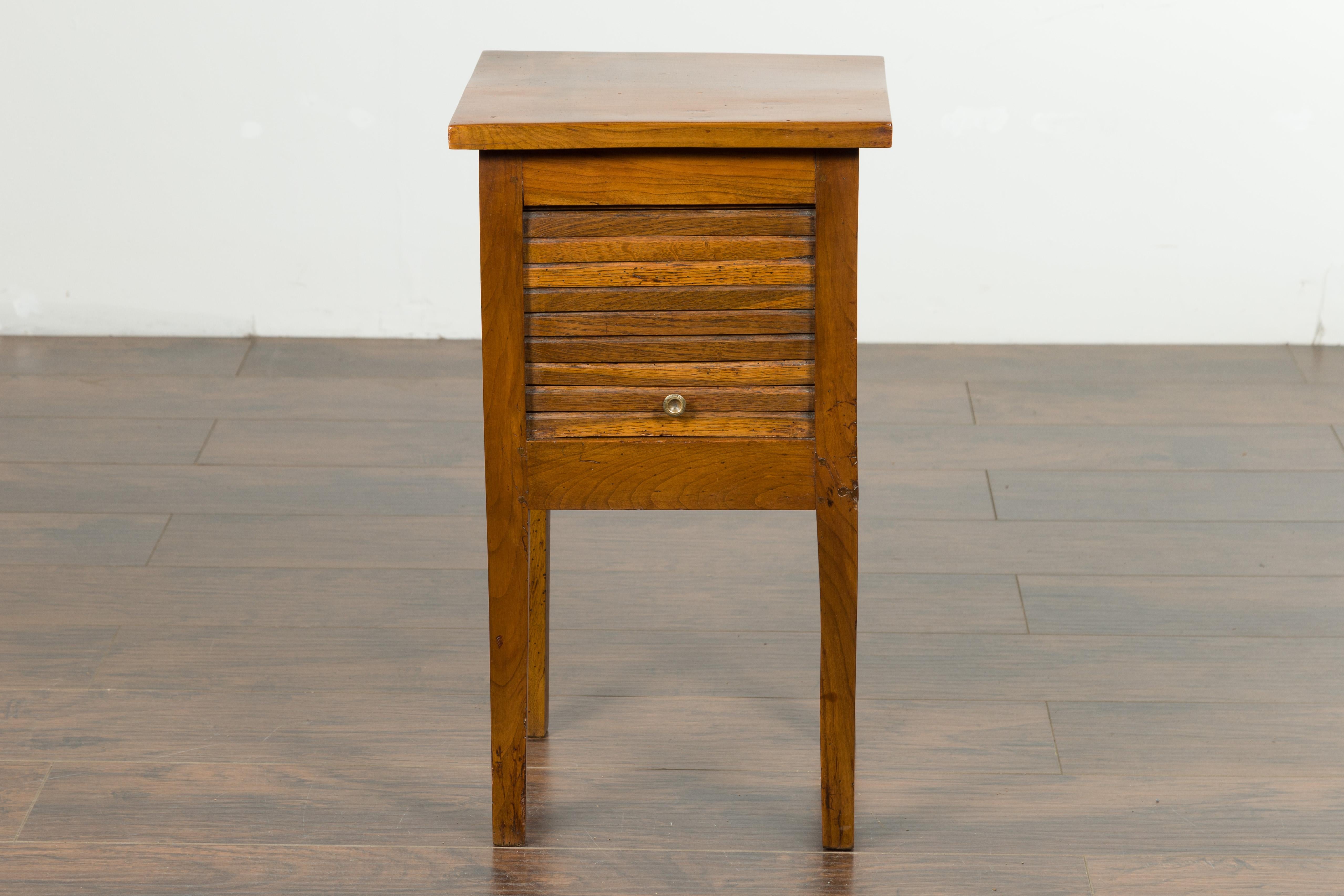 Petite French 1870s Walnut Side Table with Tambour Door and Tapering Legs In Good Condition For Sale In Atlanta, GA