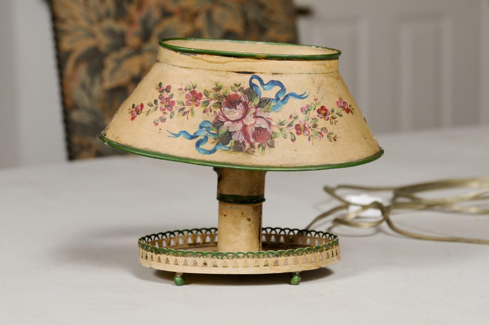 Petite French 19th Century Tôle Table Lamp with Painted Bouquet of Pink Roses 9