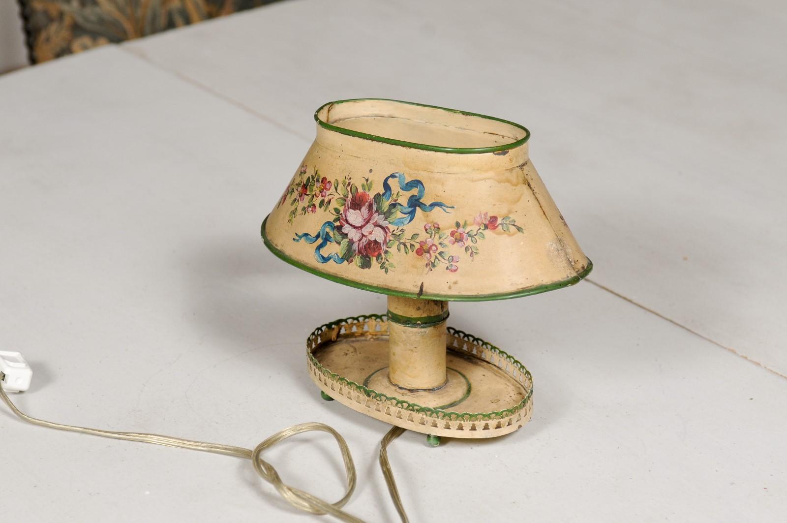 Petite French 19th Century Tôle Table Lamp with Painted Bouquet of Pink Roses 4
